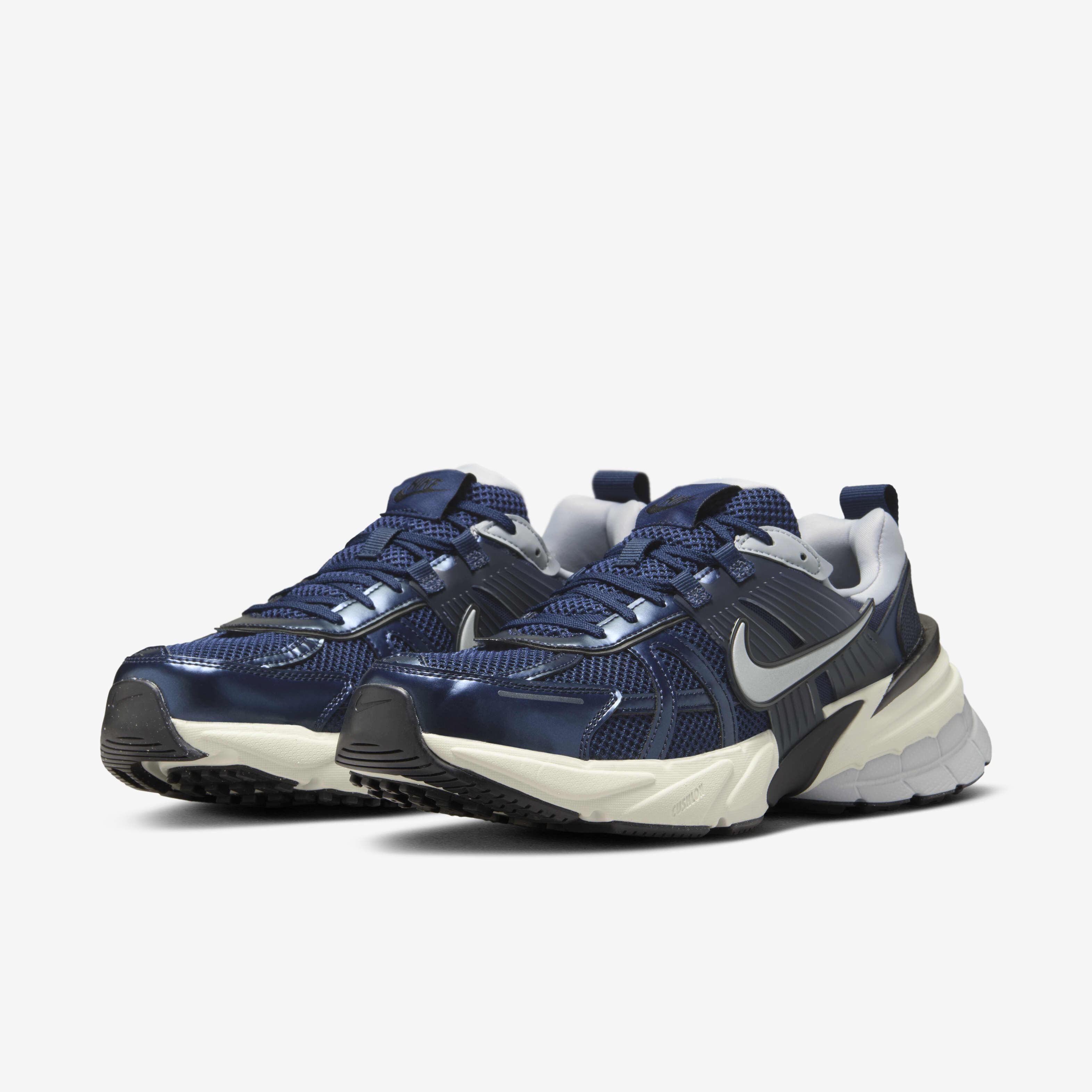 Nike V2K Run image number 4