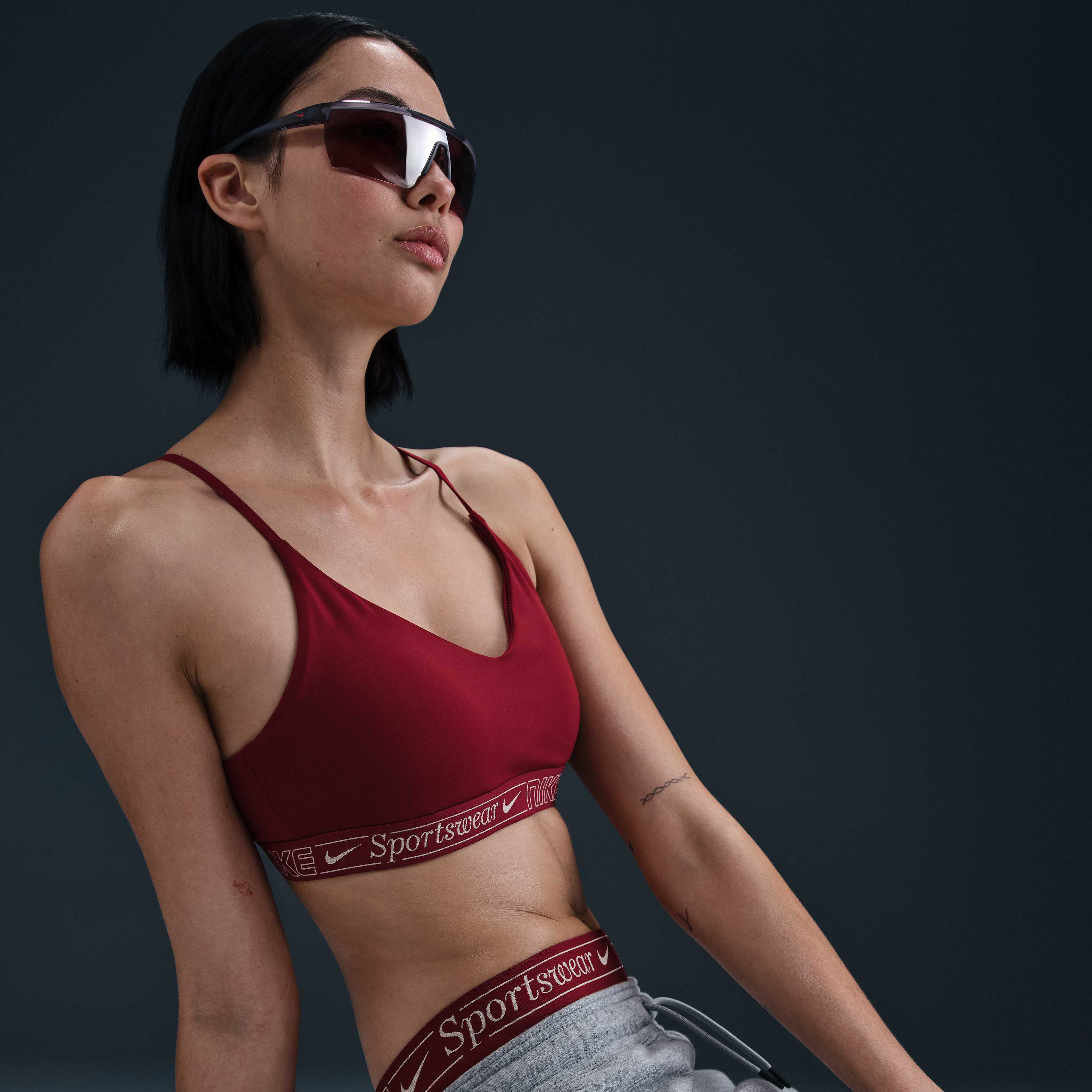 nike indy sports bra red
