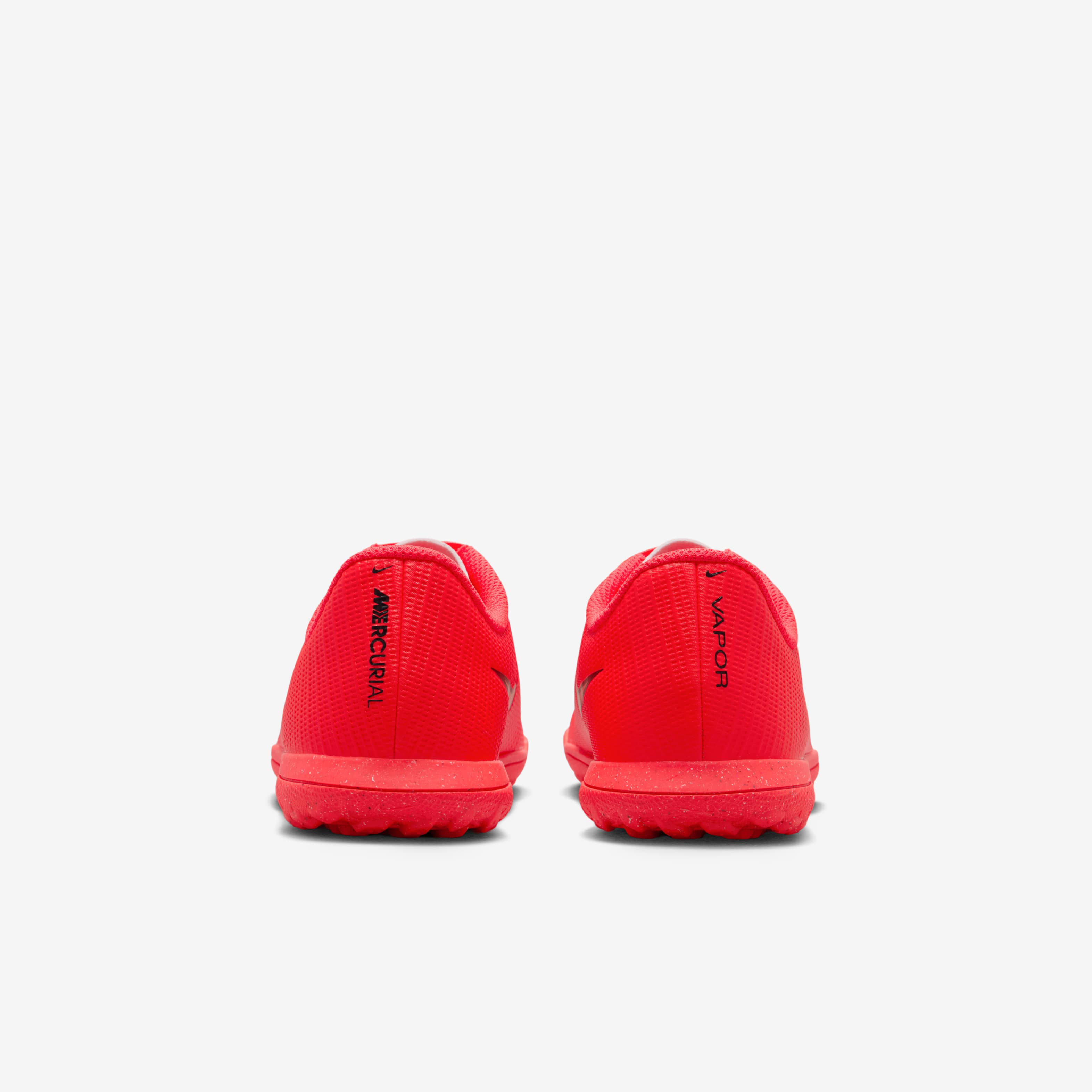 Nike Jr. Mercurial Vapor 17 Club image number 5