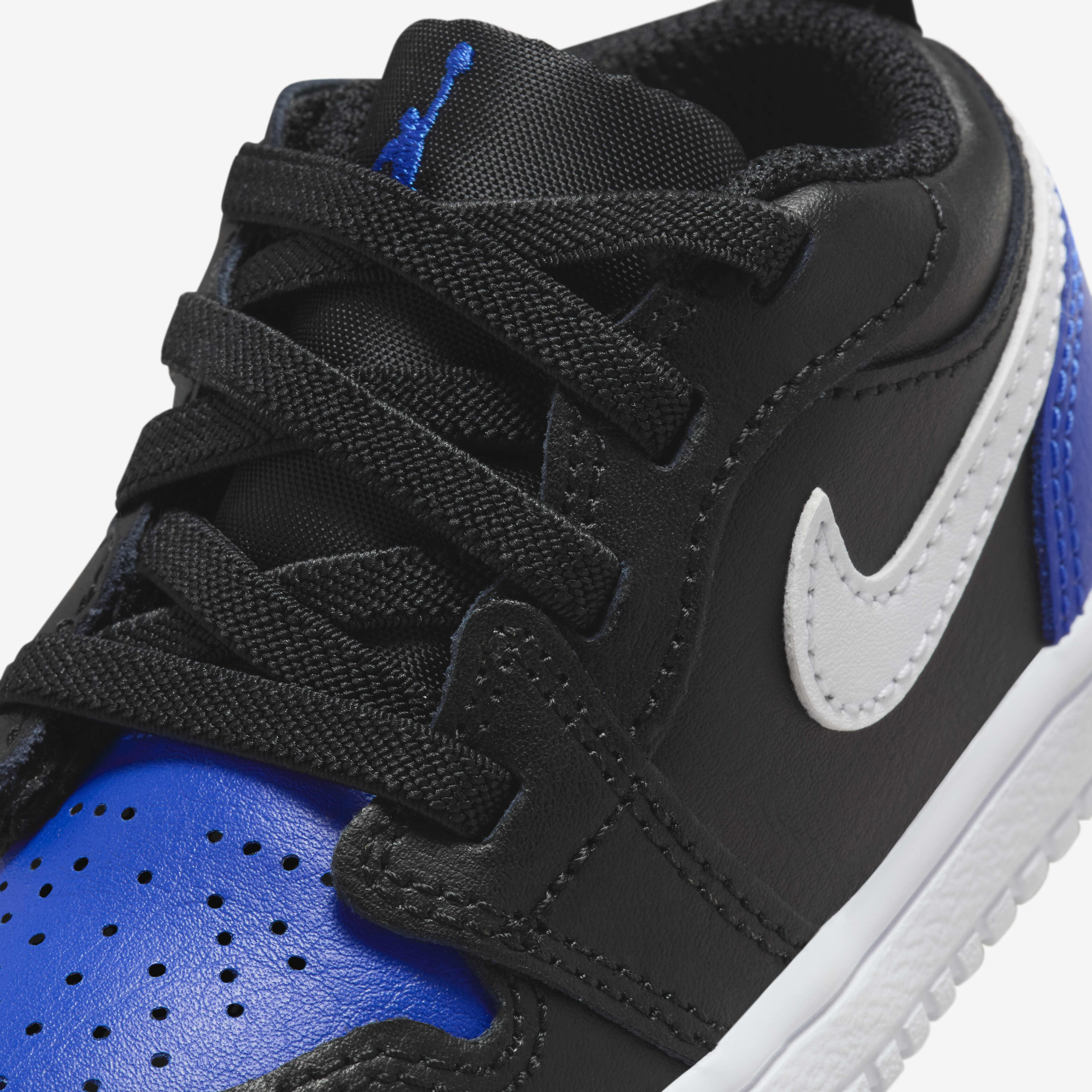 Jordan 1 Low Alt image number 6