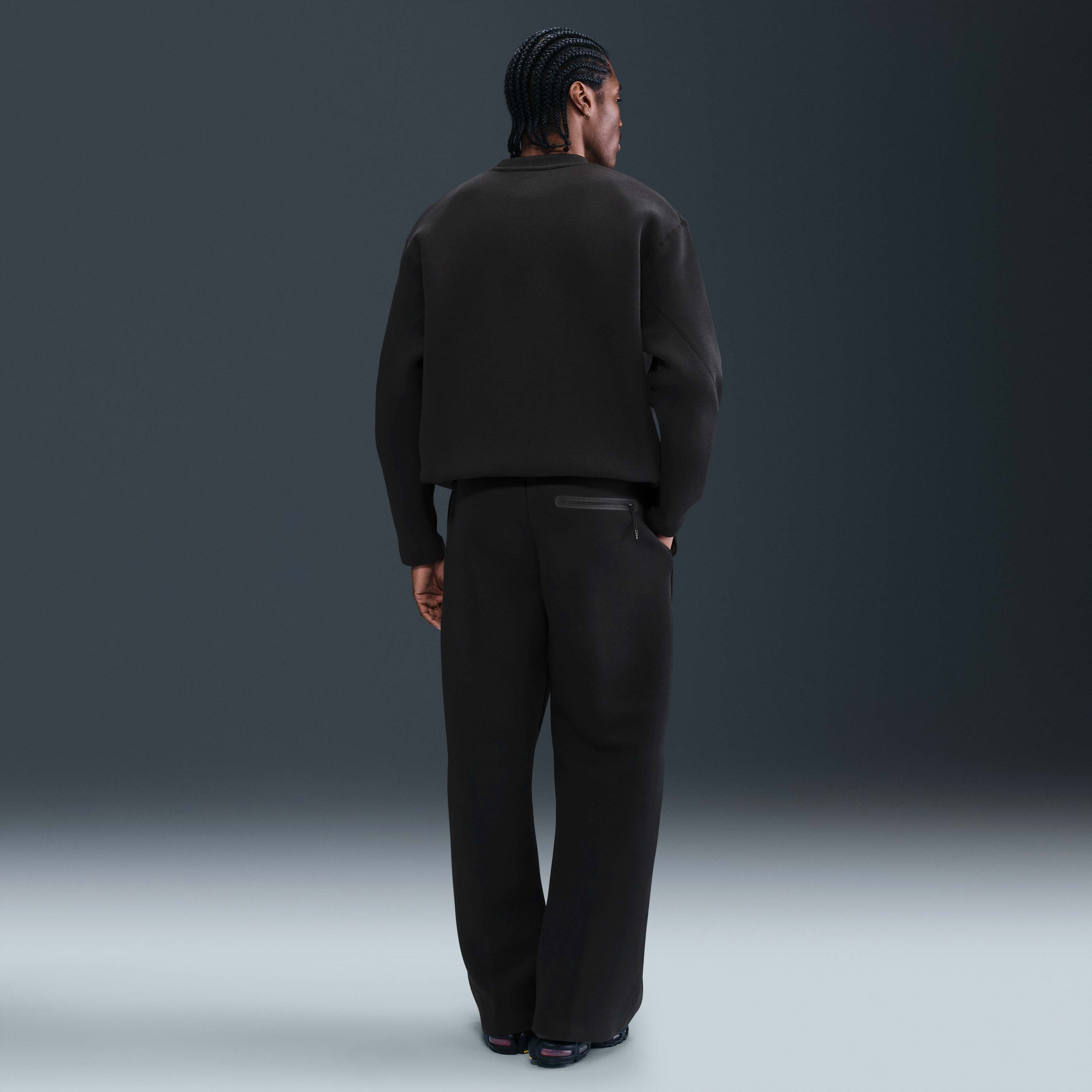 Nike Tech image number 3