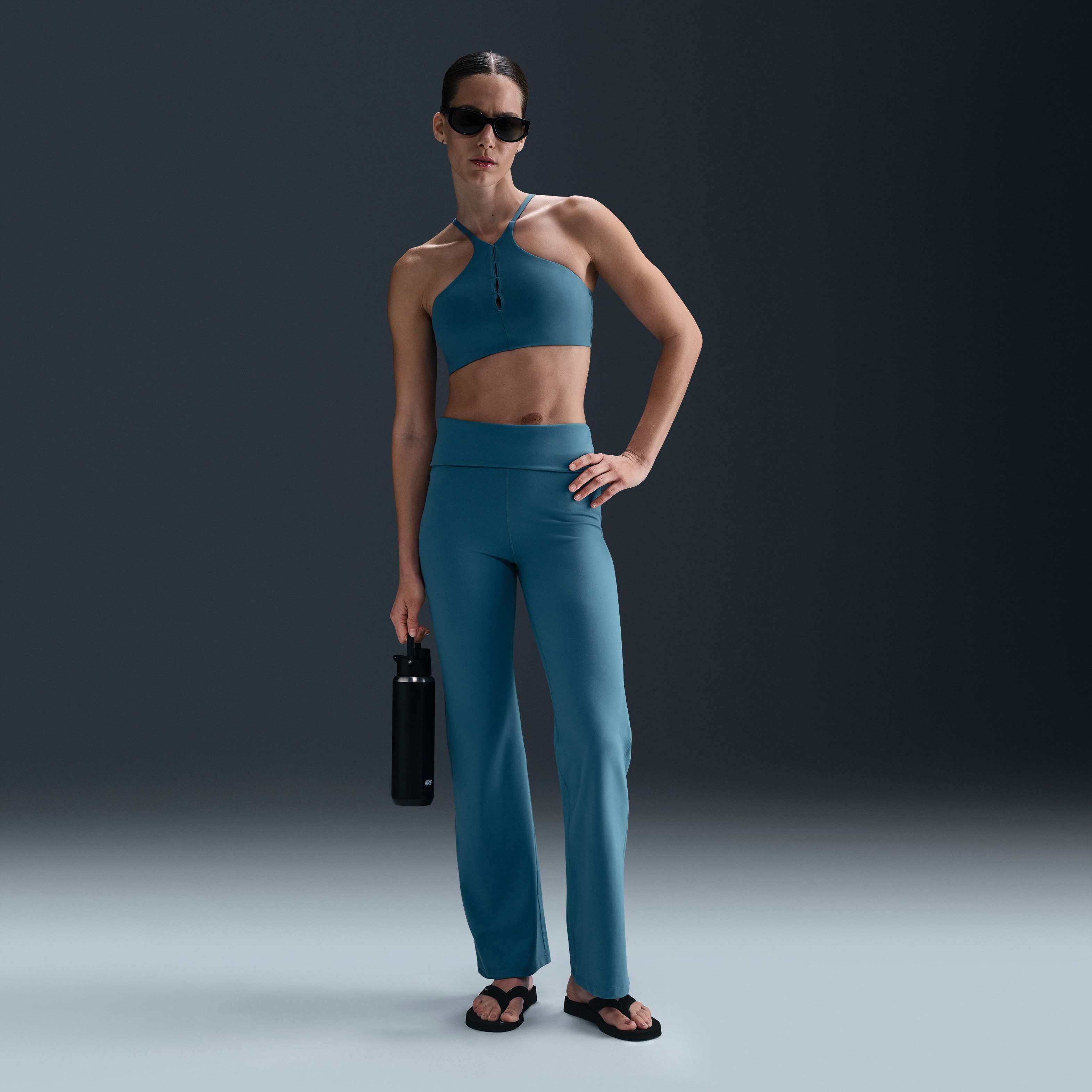 Nike One Keyhole image number 3