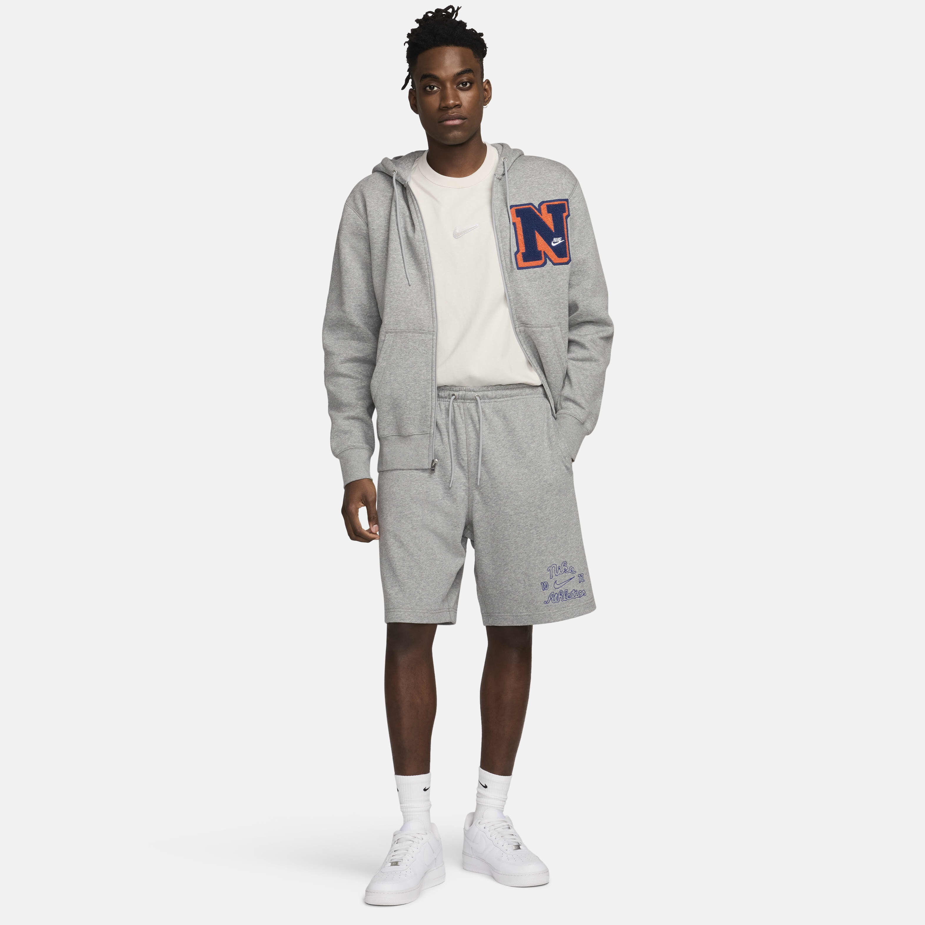 Nike Sportswear Club image number 6