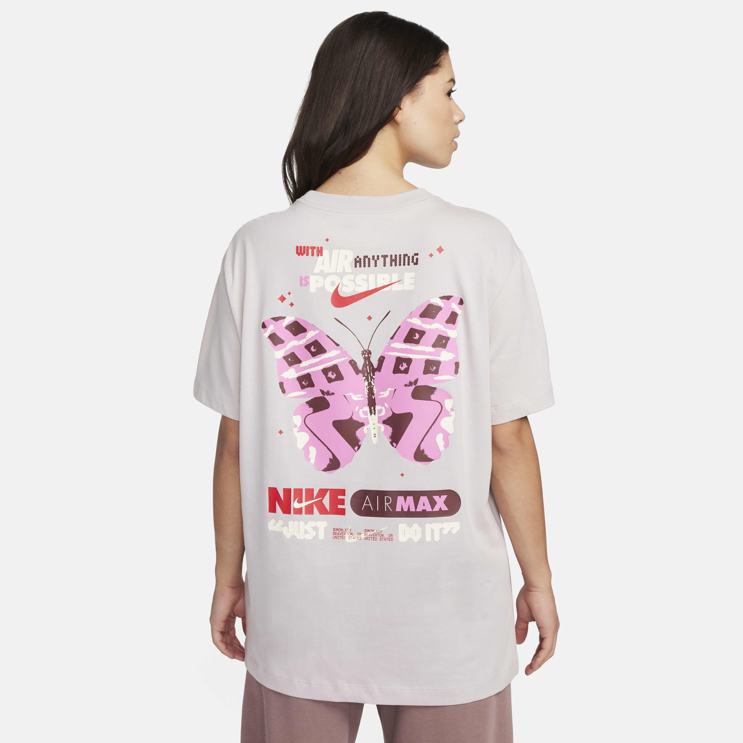 Buy Nike Sportswear Women s Graphic Boyfriend T Shirt Nike Kuwait Official