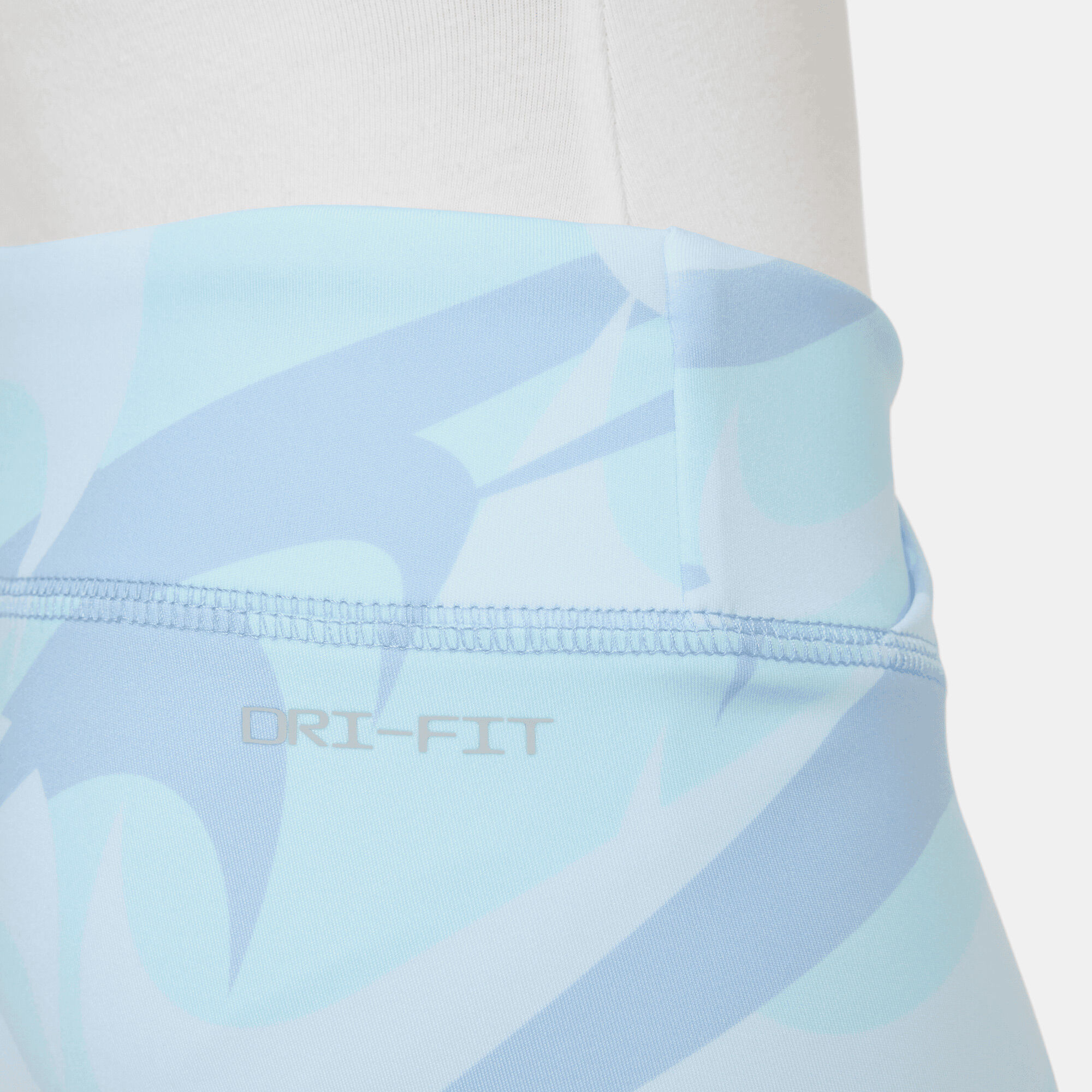 Nike Dri-FIT Prep in Your Step image number 4