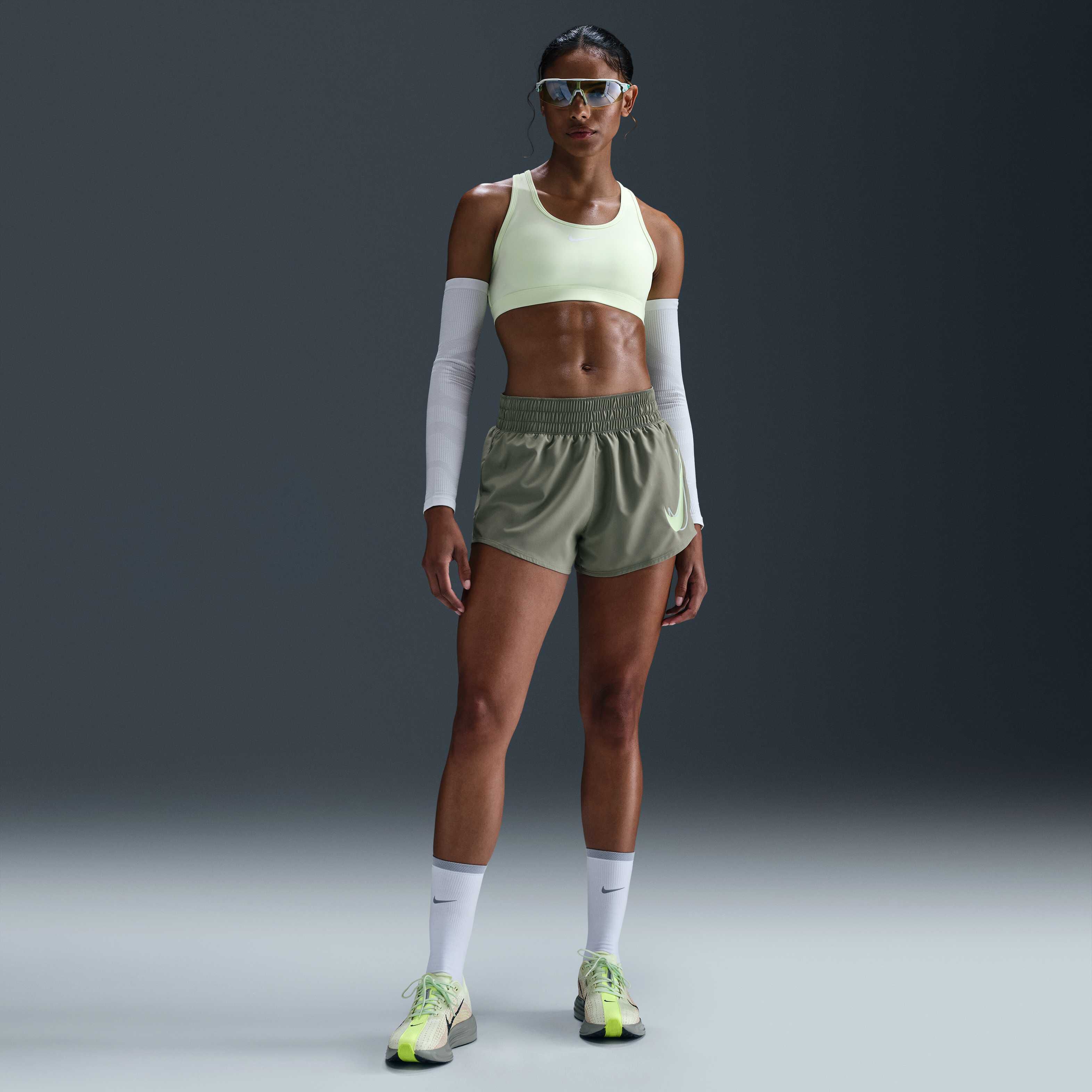 Nike One image number 0