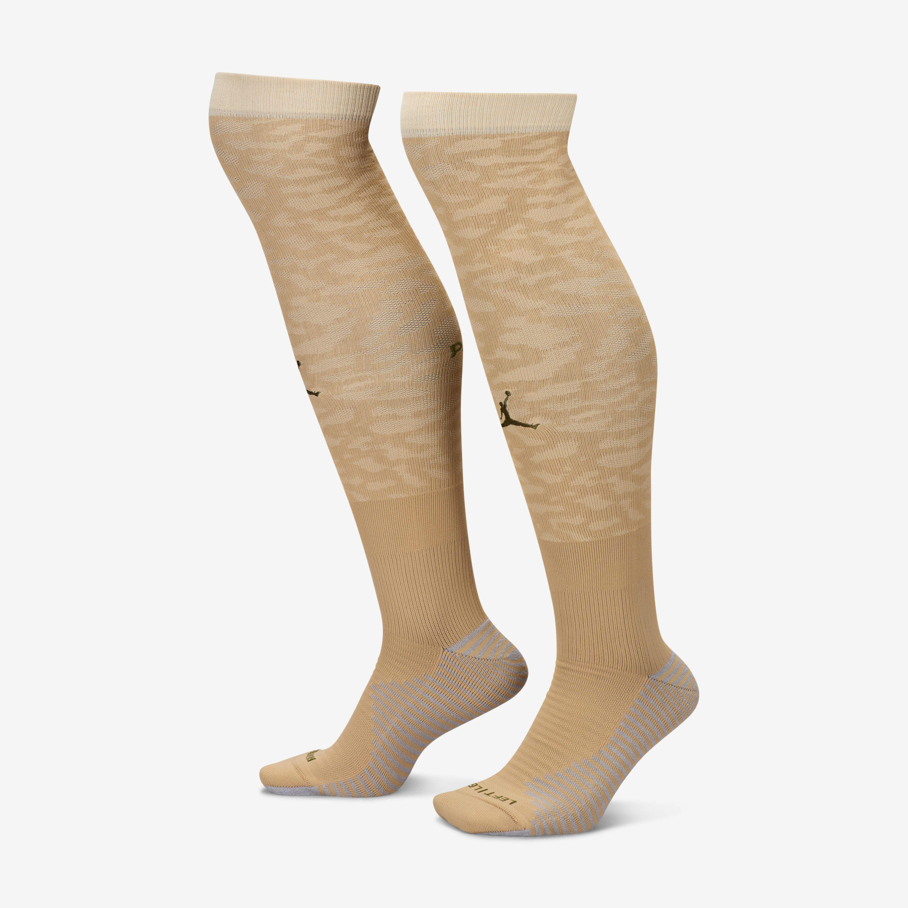 Paris Saint-Germain Strike Fourth image number 0