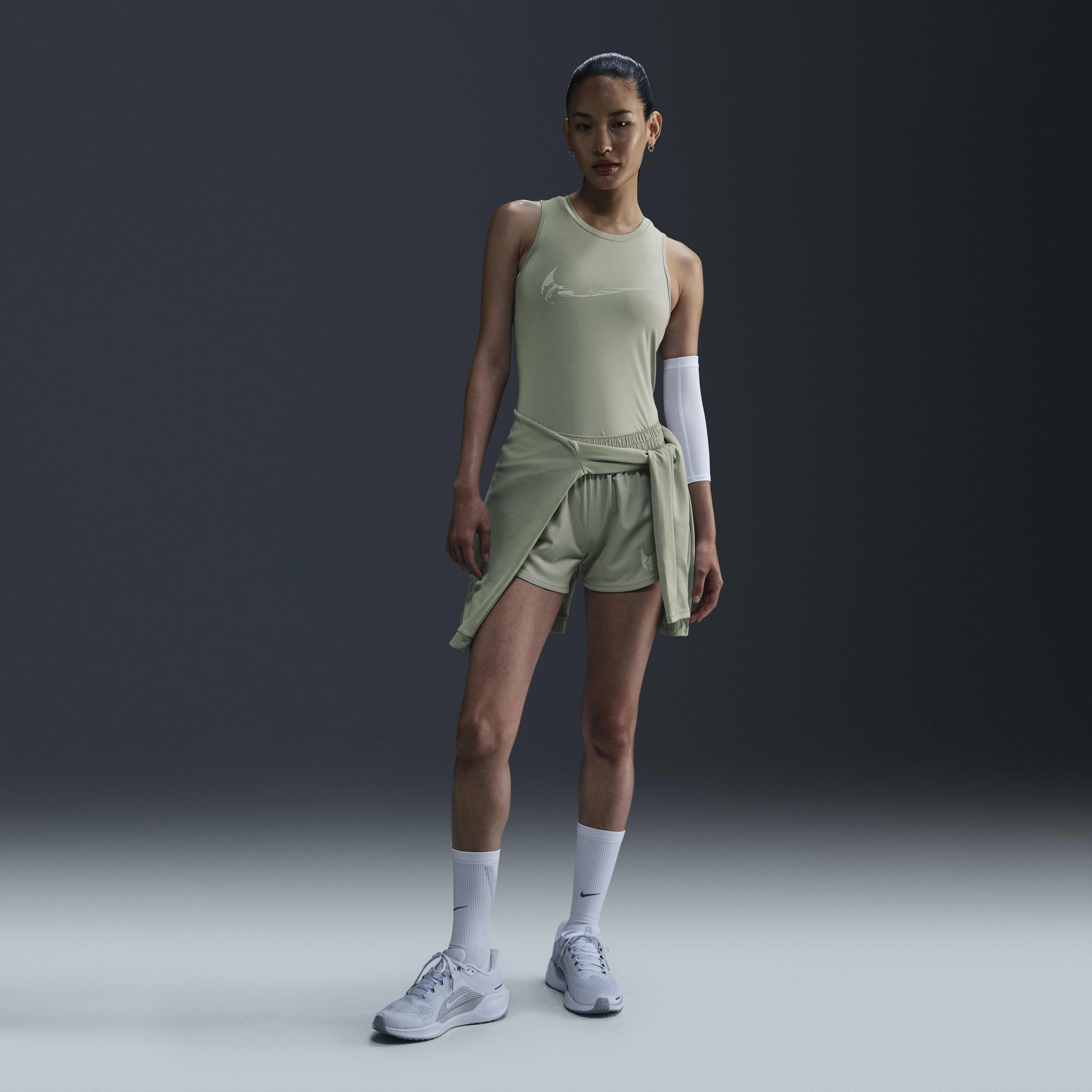 NIKE Sportswear Essentials Club Woven Lined Flow Mesh Shorts