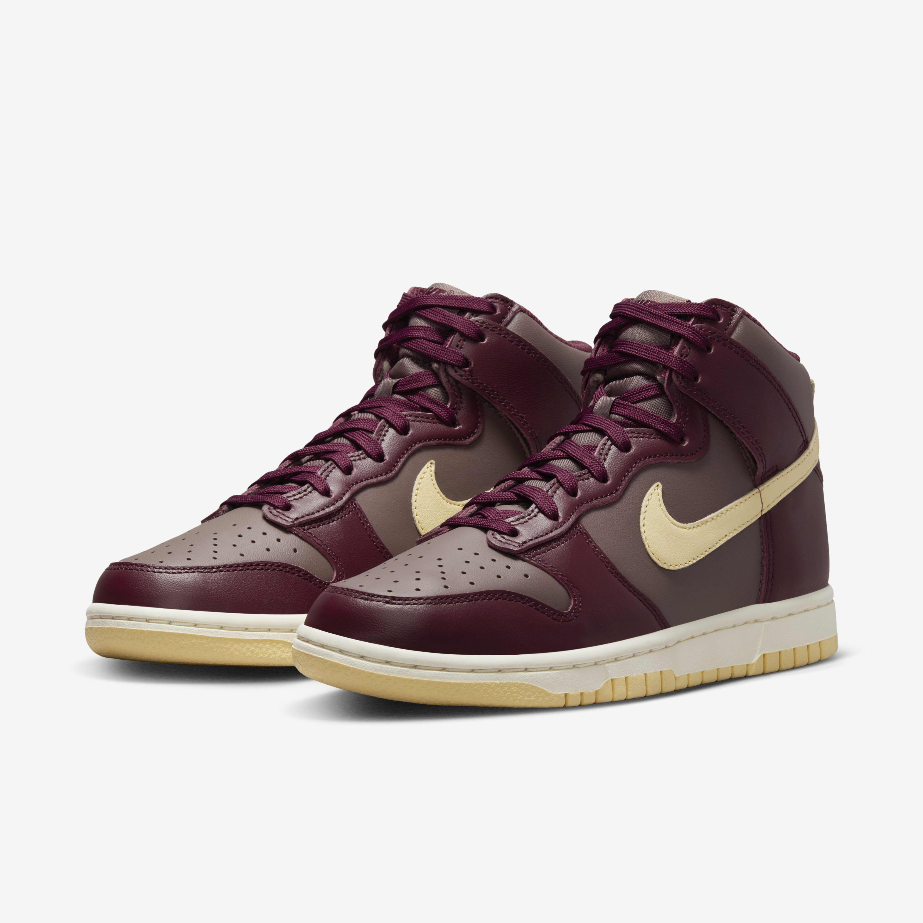 Nike Dunk High image number 4