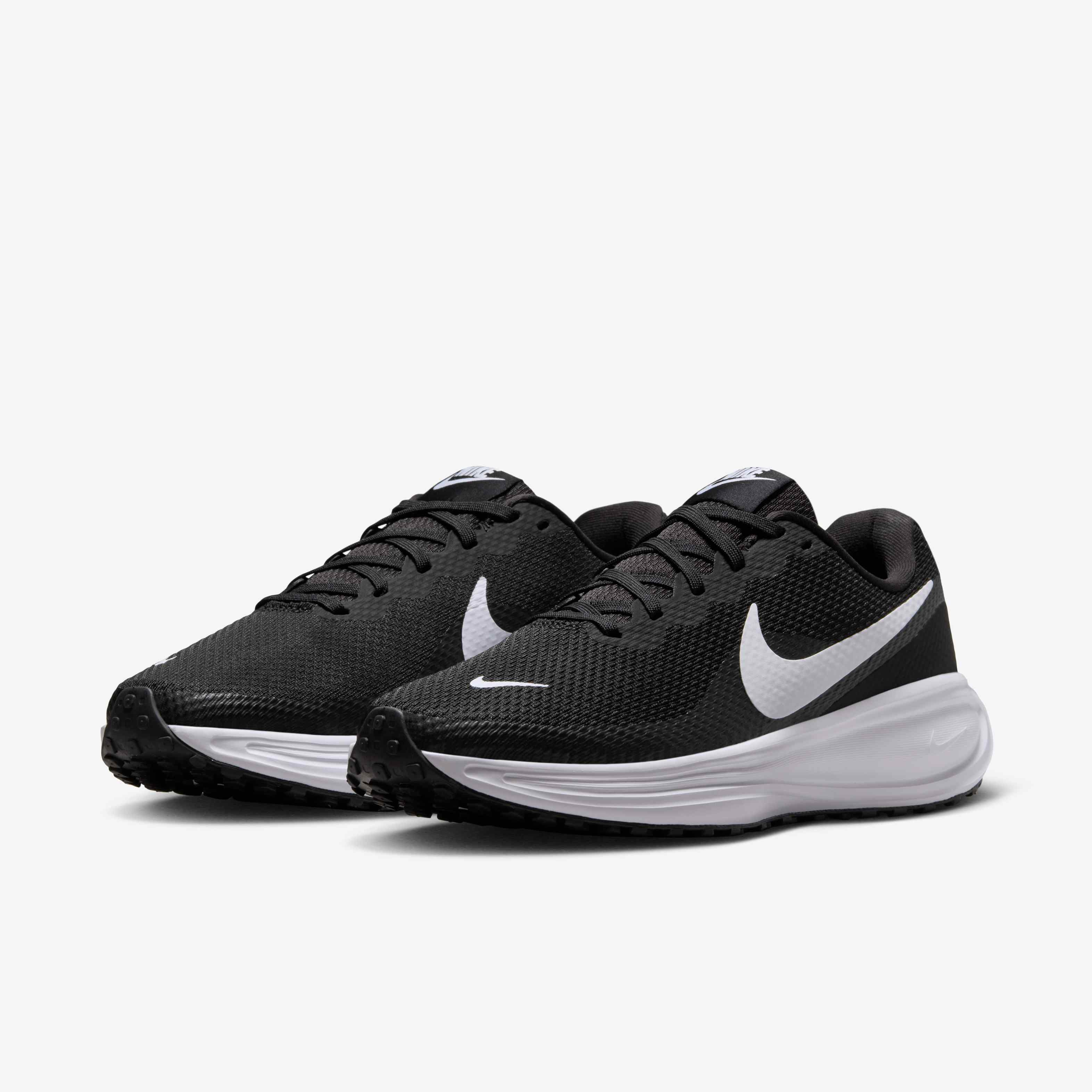 Nike Revolution 8 image number 4