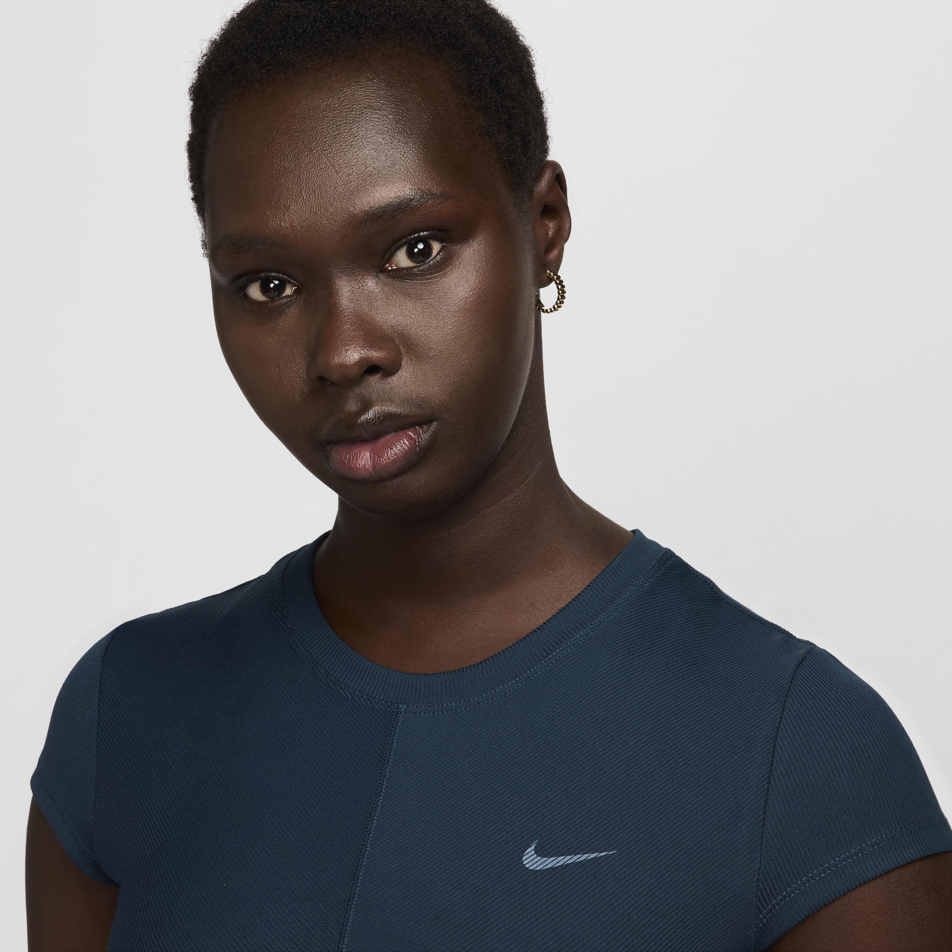 Nike One Fitted Rib image number 2
