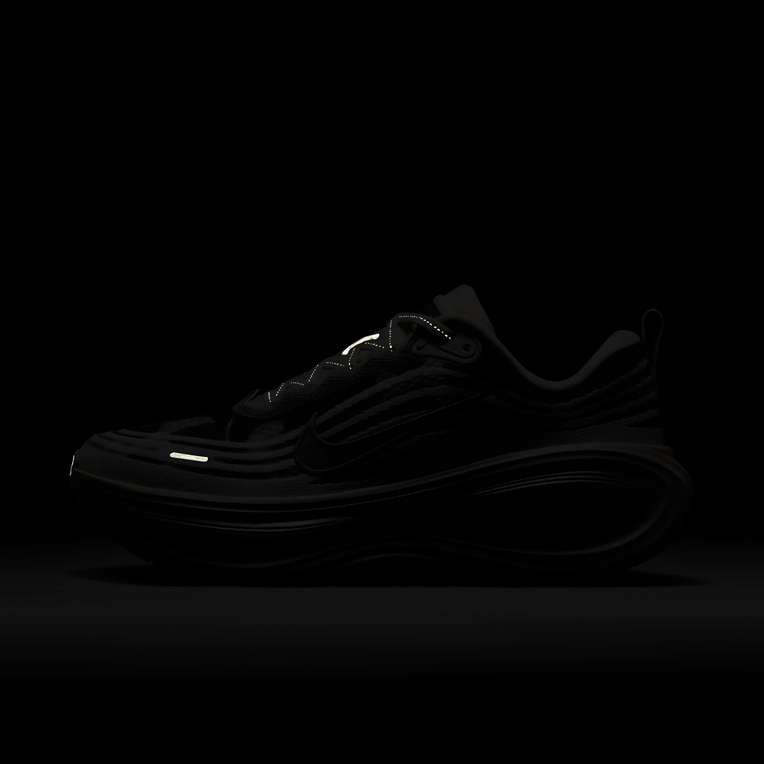 Nike Vomero Plus SE image number 8