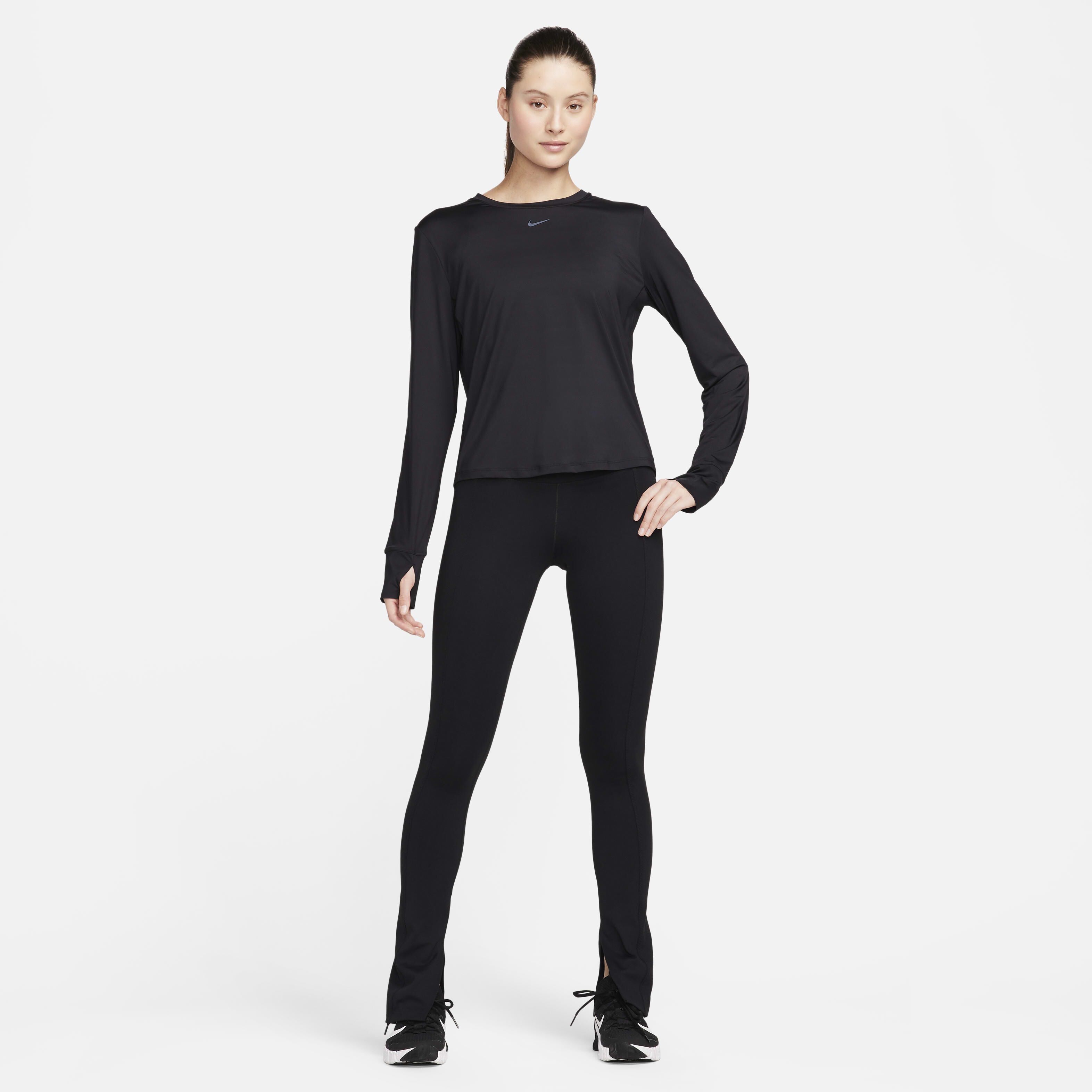 ★★Nike★★ One Classic Dry Fit Long Sleeve Top W Black FN2 Nike One Classic Women's Dri-FIT Long-Sleeve Top. Nike UK