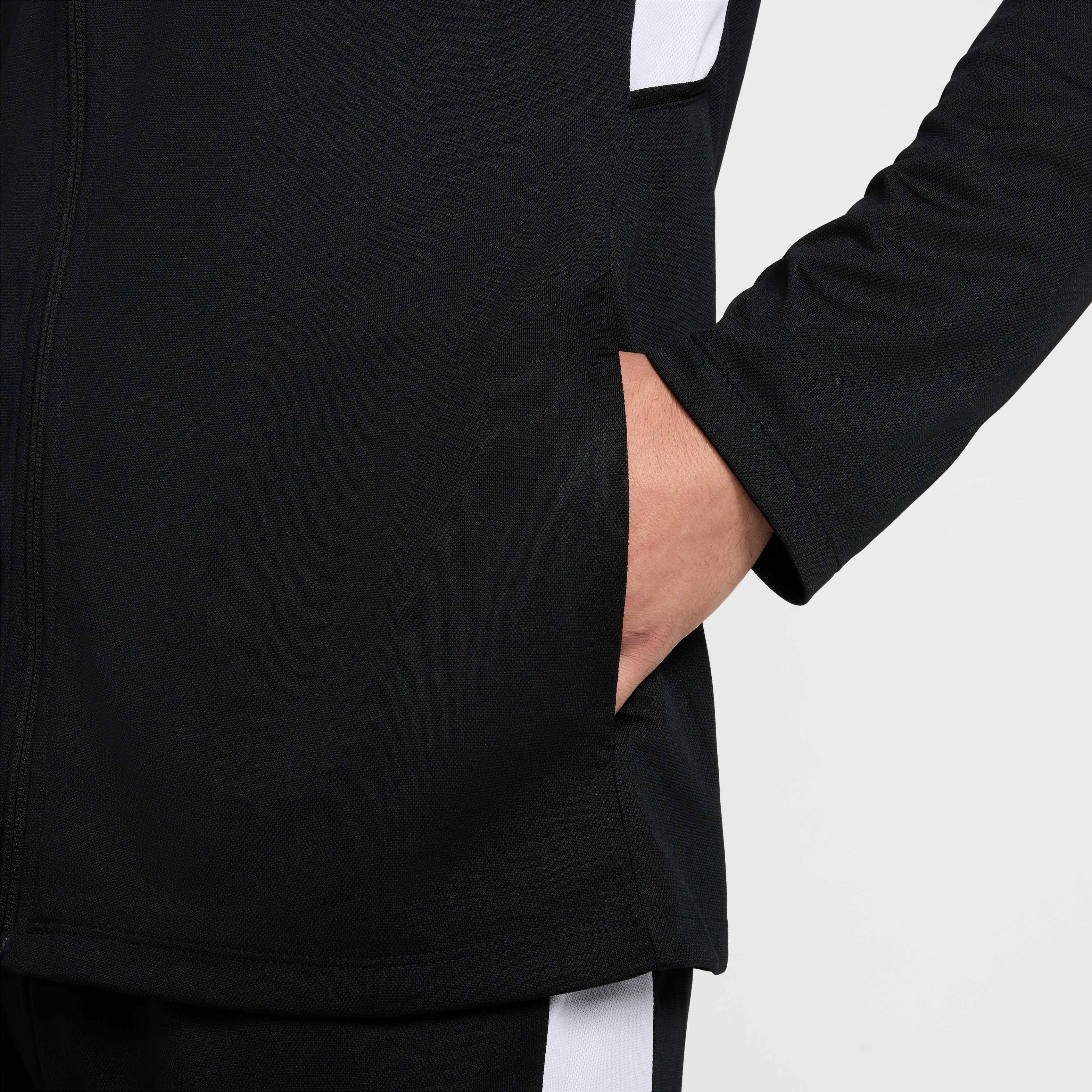 Nike Academy image number 3