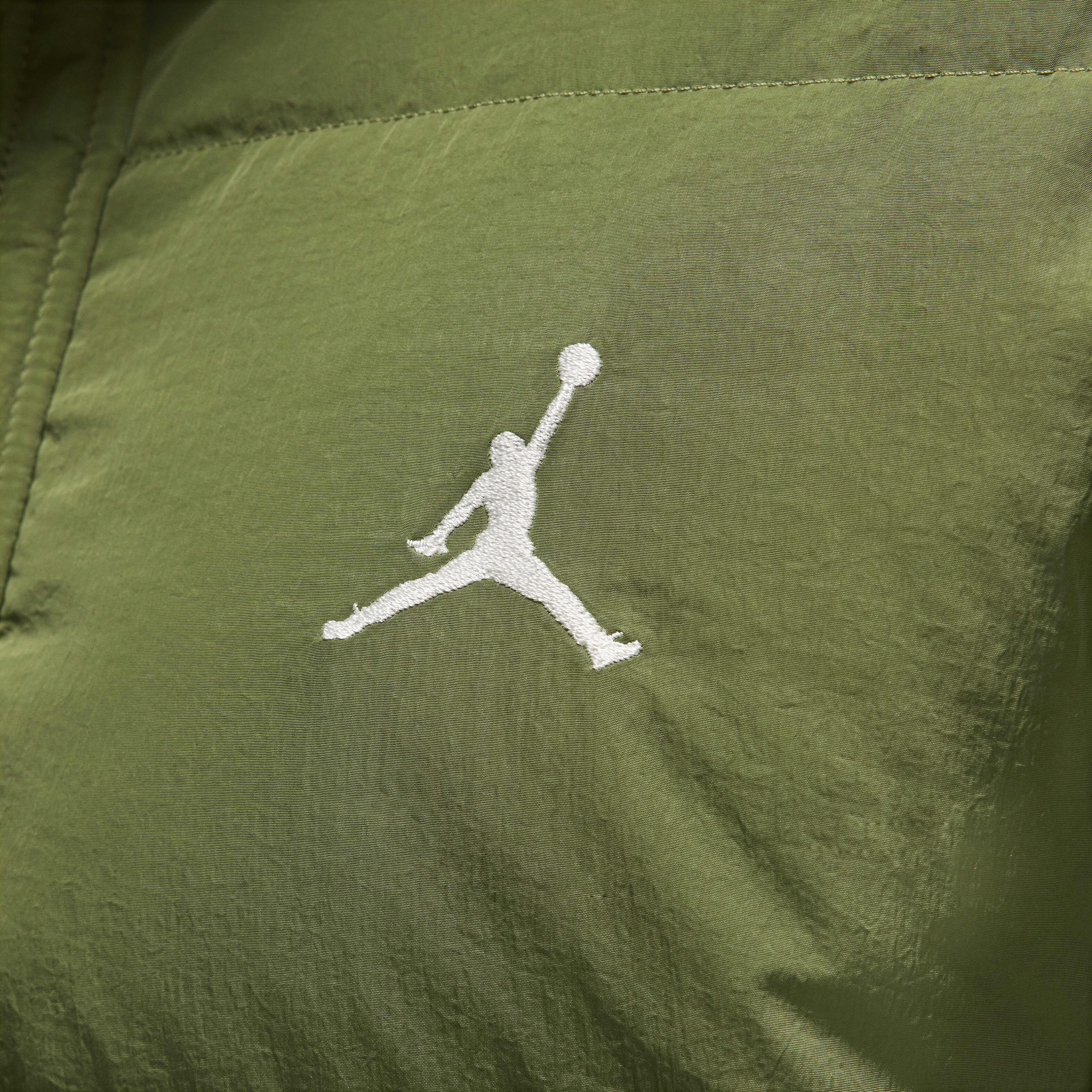 Jordan Essentials image number 3