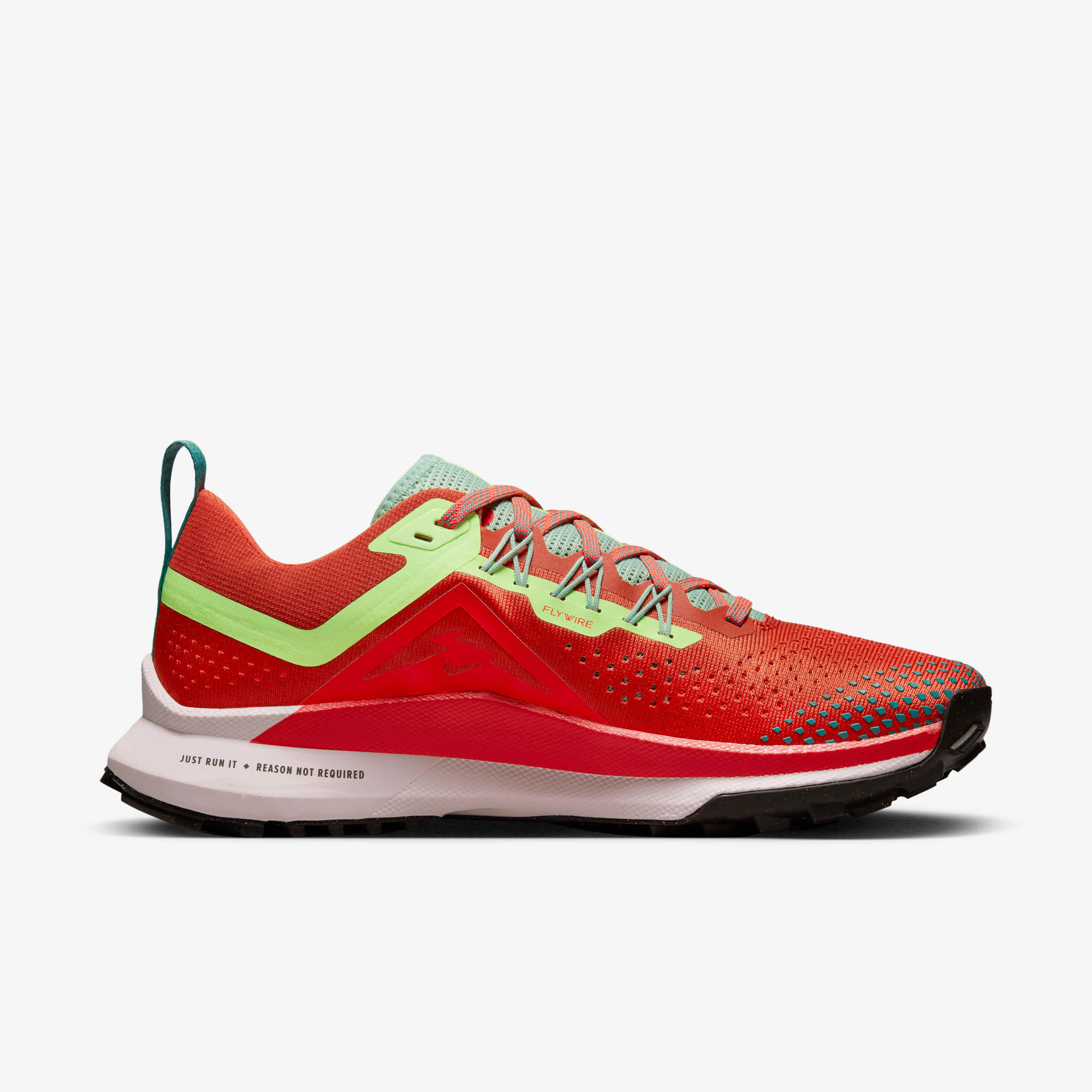 Nike Pegasus Trail 4 image number 2