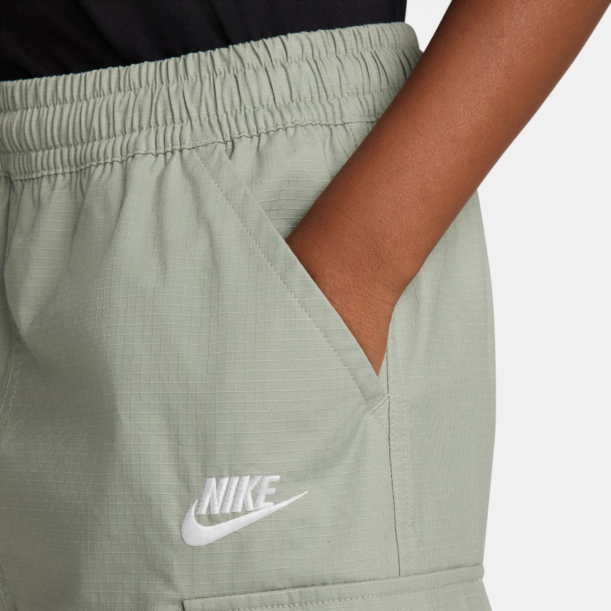 Nike Sportswear Club image number 3