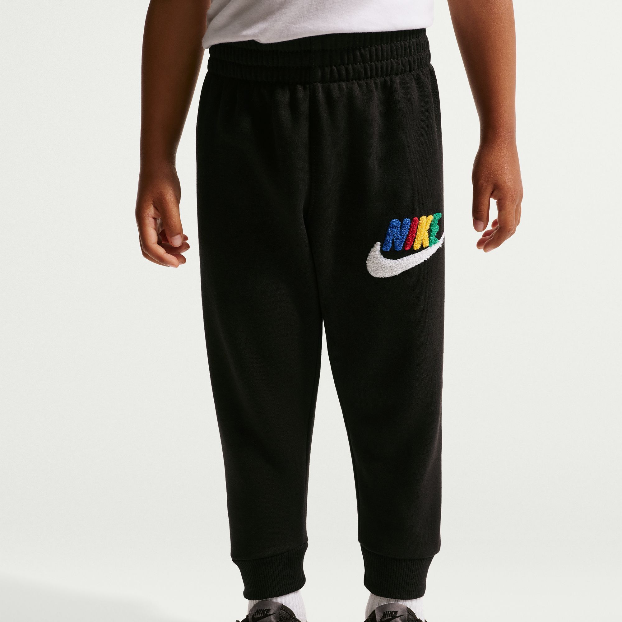 Nike image number 4