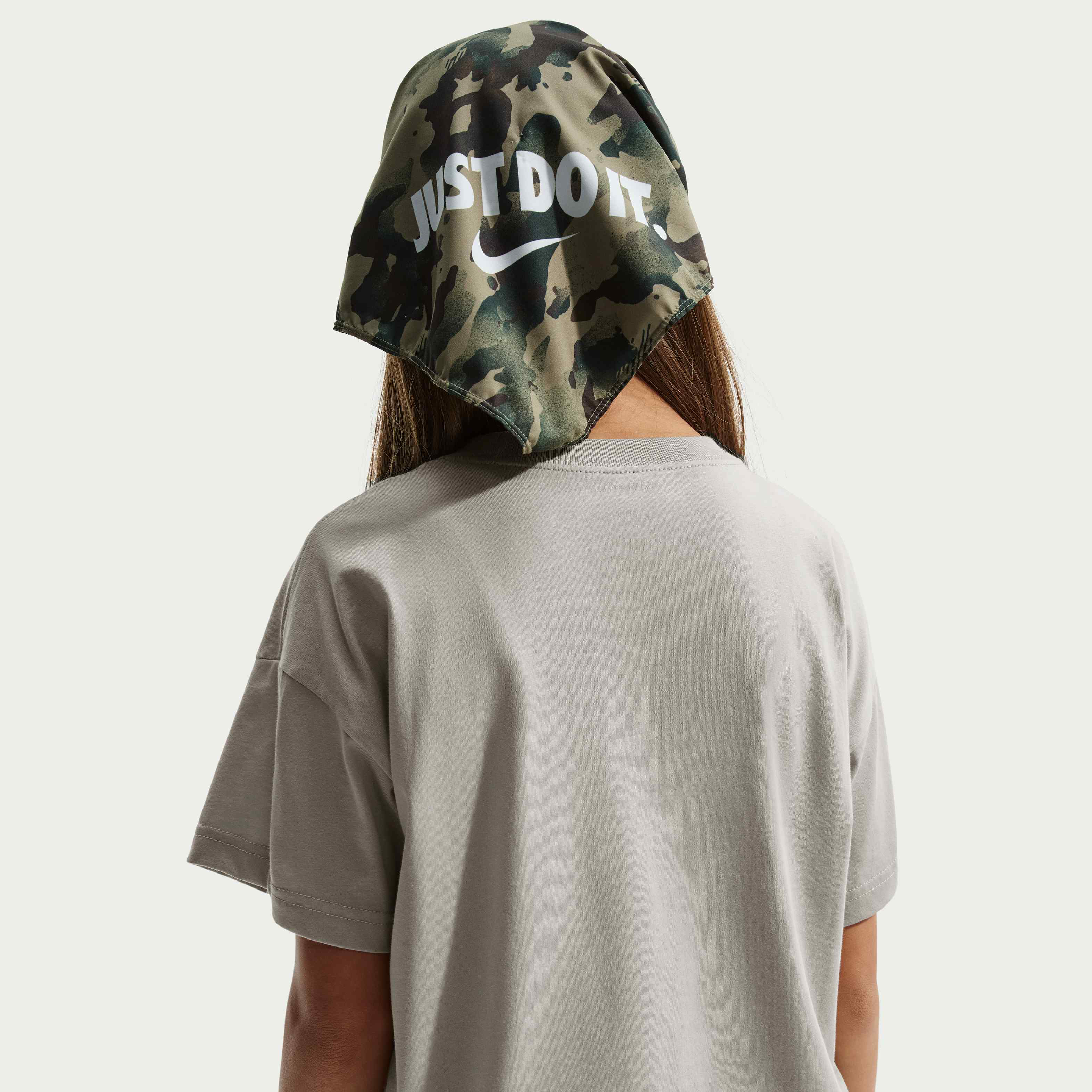 Nike Sportswear Essential image number 1