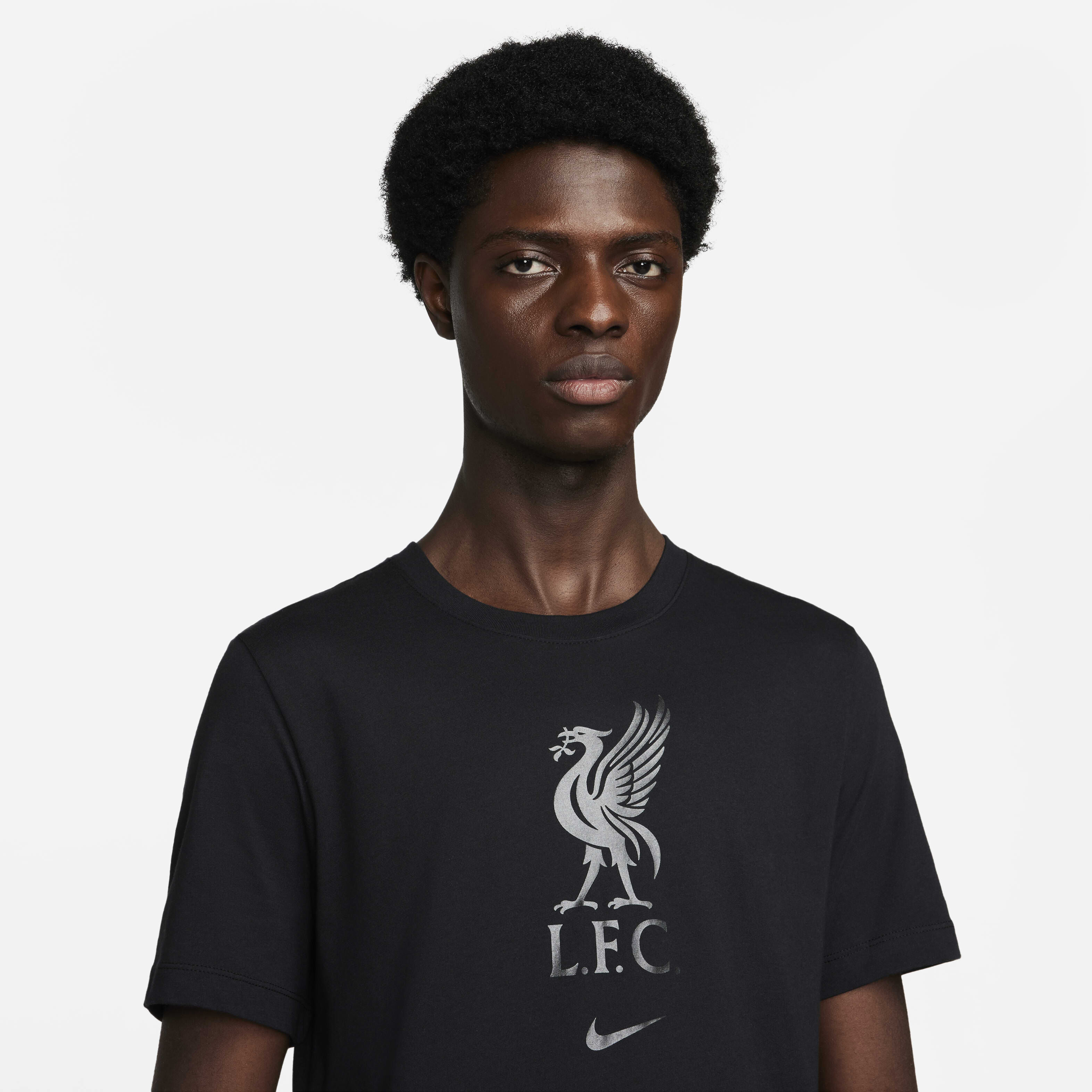 Men's Liverpool F.C. Crest T-Shirt image number 2