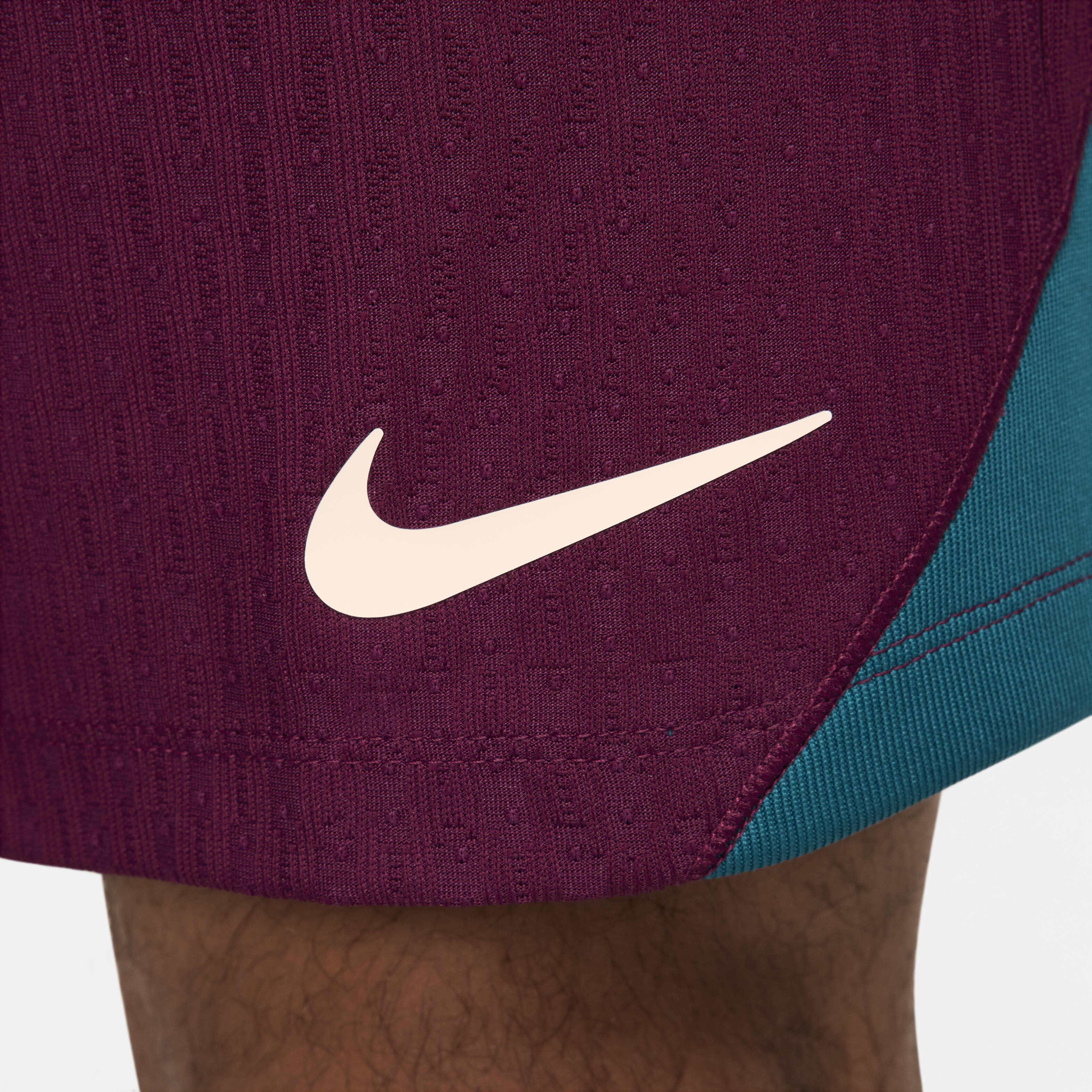 Paris Saint-Germain Strike Elite image number 7