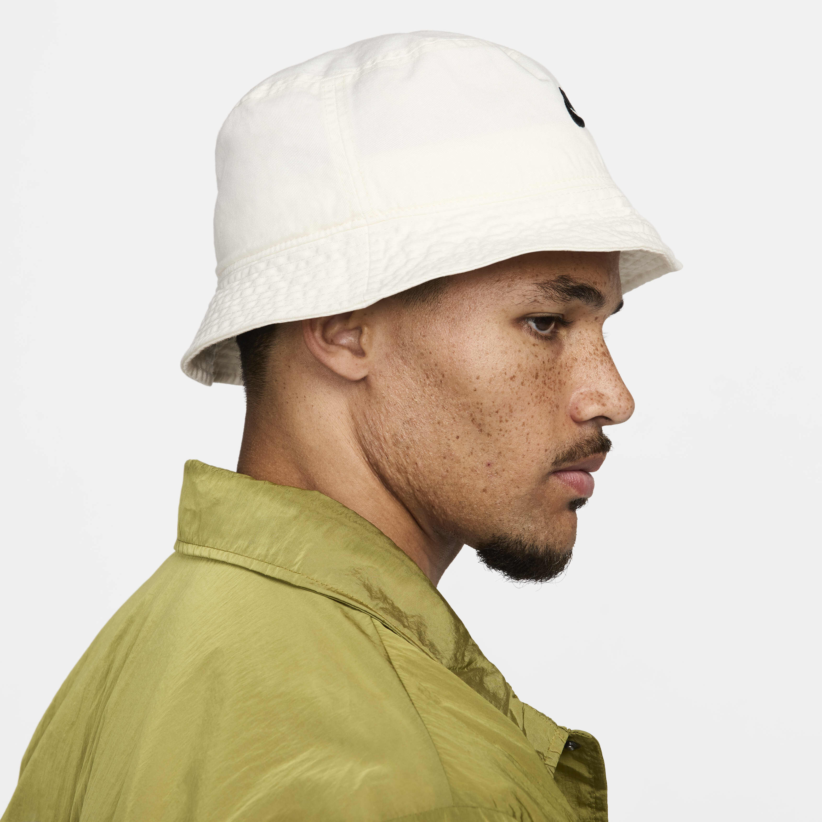 Nike Apex image number 2