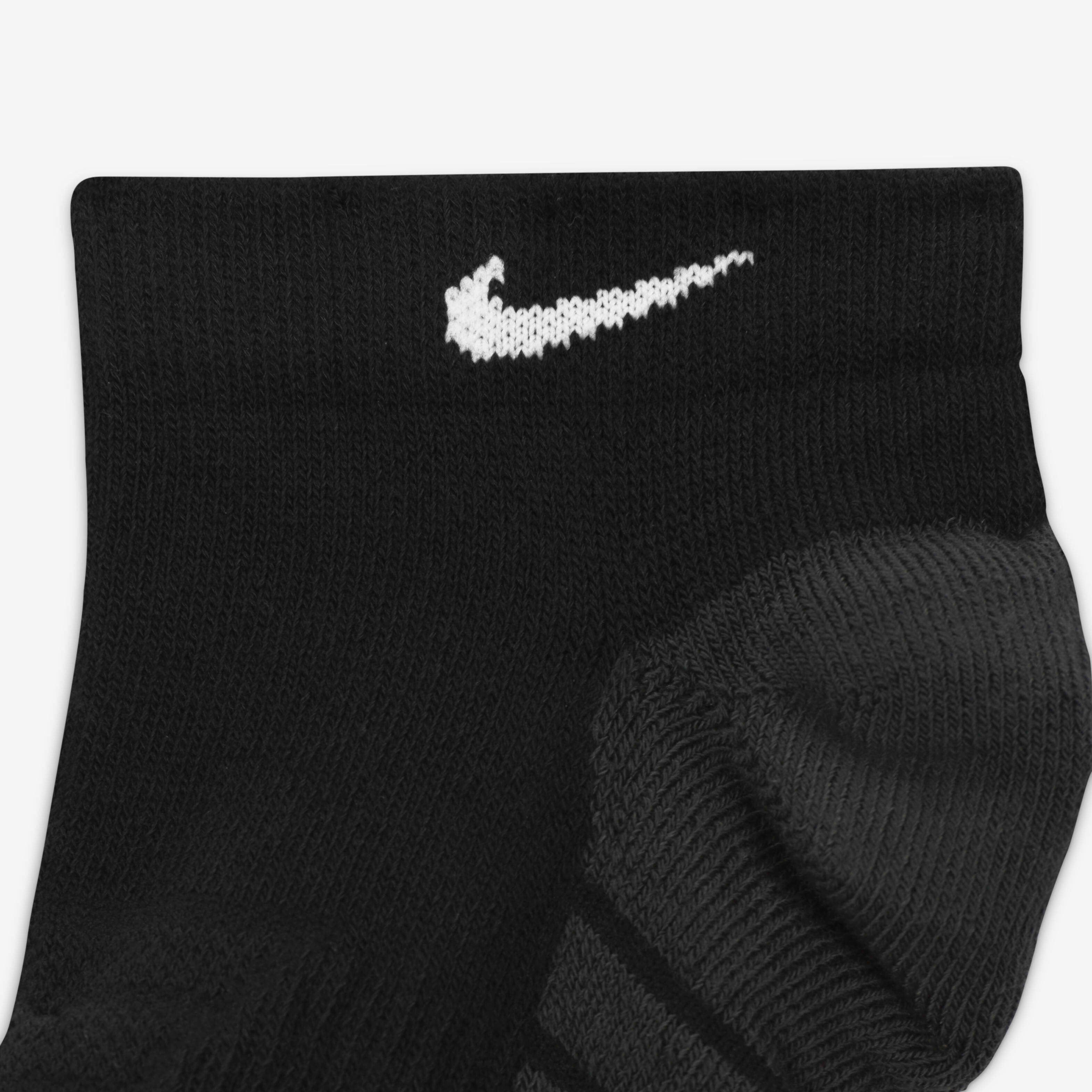 Buy Nike Everyday Max Cushioned Training No Show Socks 3 Pairs Nike Kuwait Official