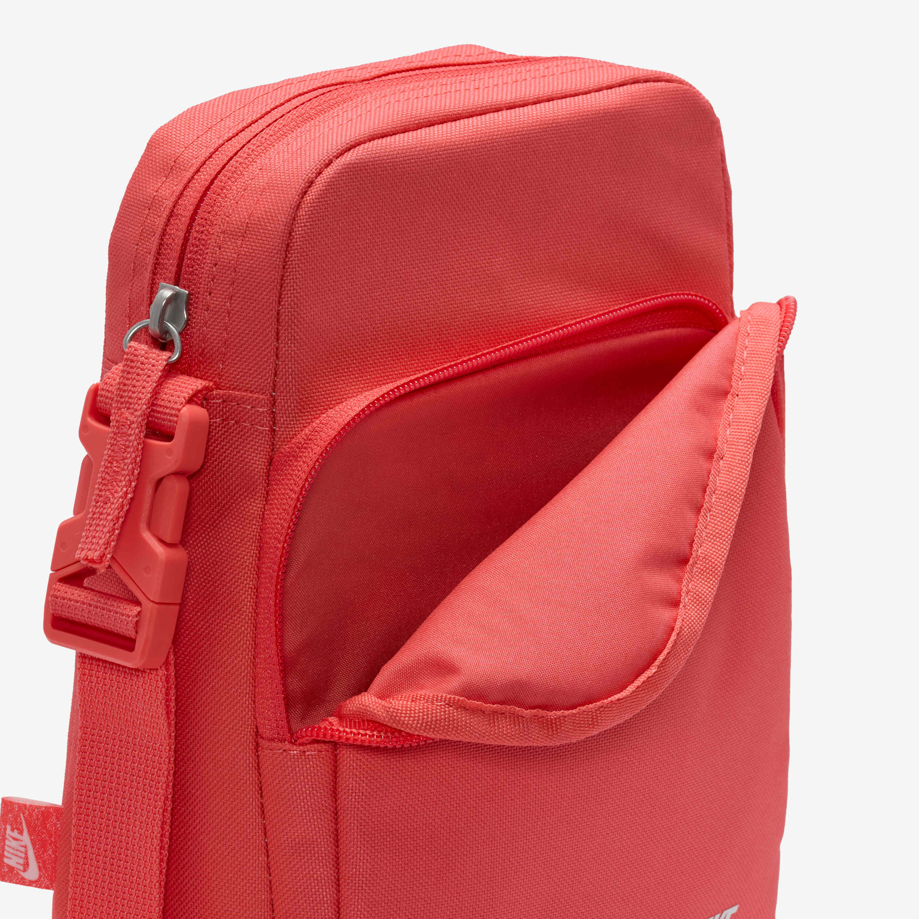 Heritage Cross-Body Bag image number 4