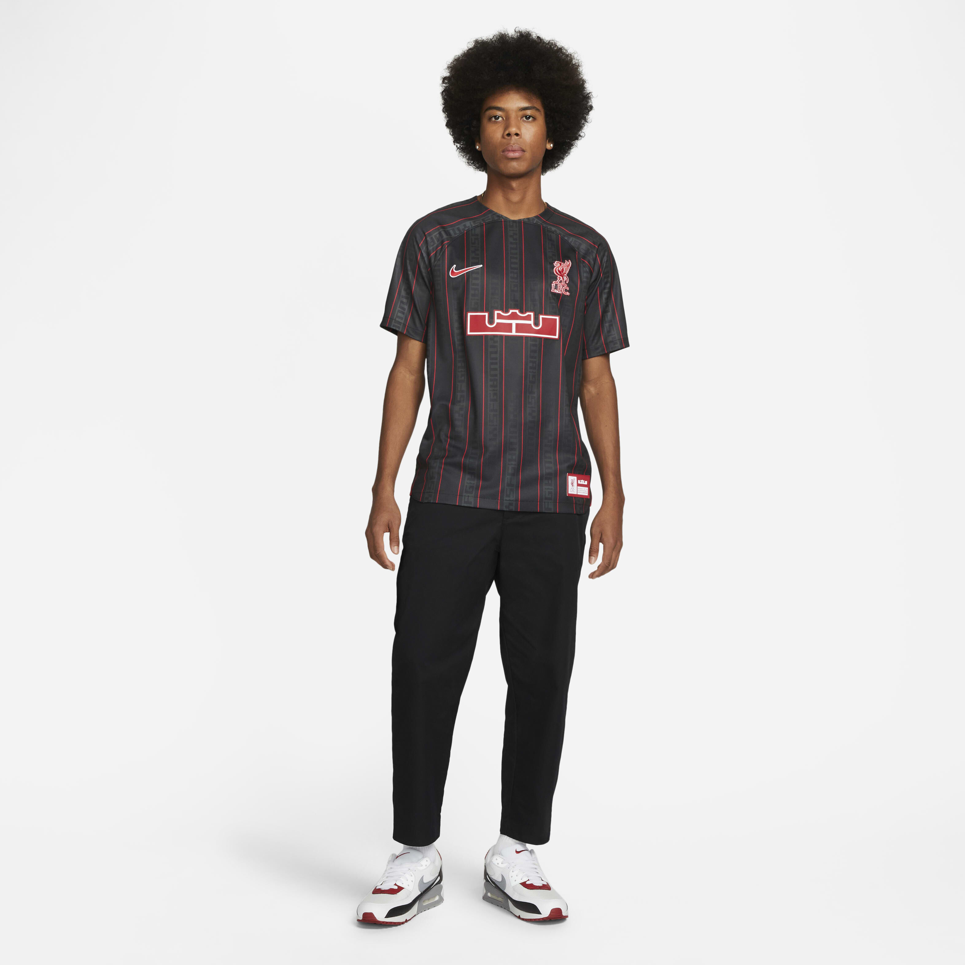 ★NIKE x LFC STADIUM★LEBRON DRI-FIT JERSEY T-シャツ★追跡可 ☆NIKE x LFC STADIUM☆LEBRON DRI-FIT JERSEY T-シャツ☆追跡可