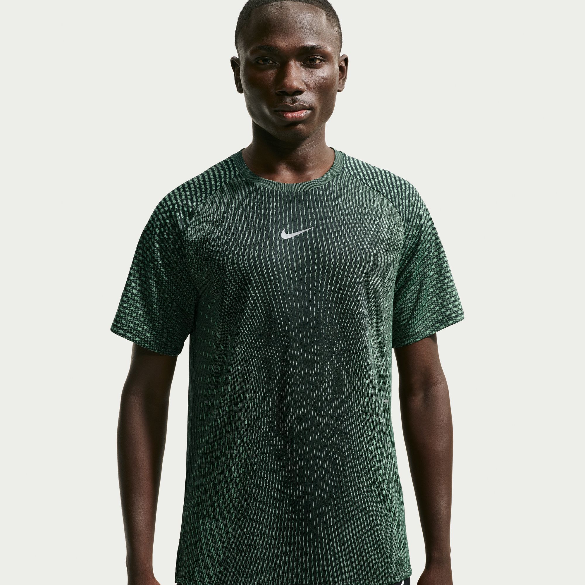 Nike Stride image number 2