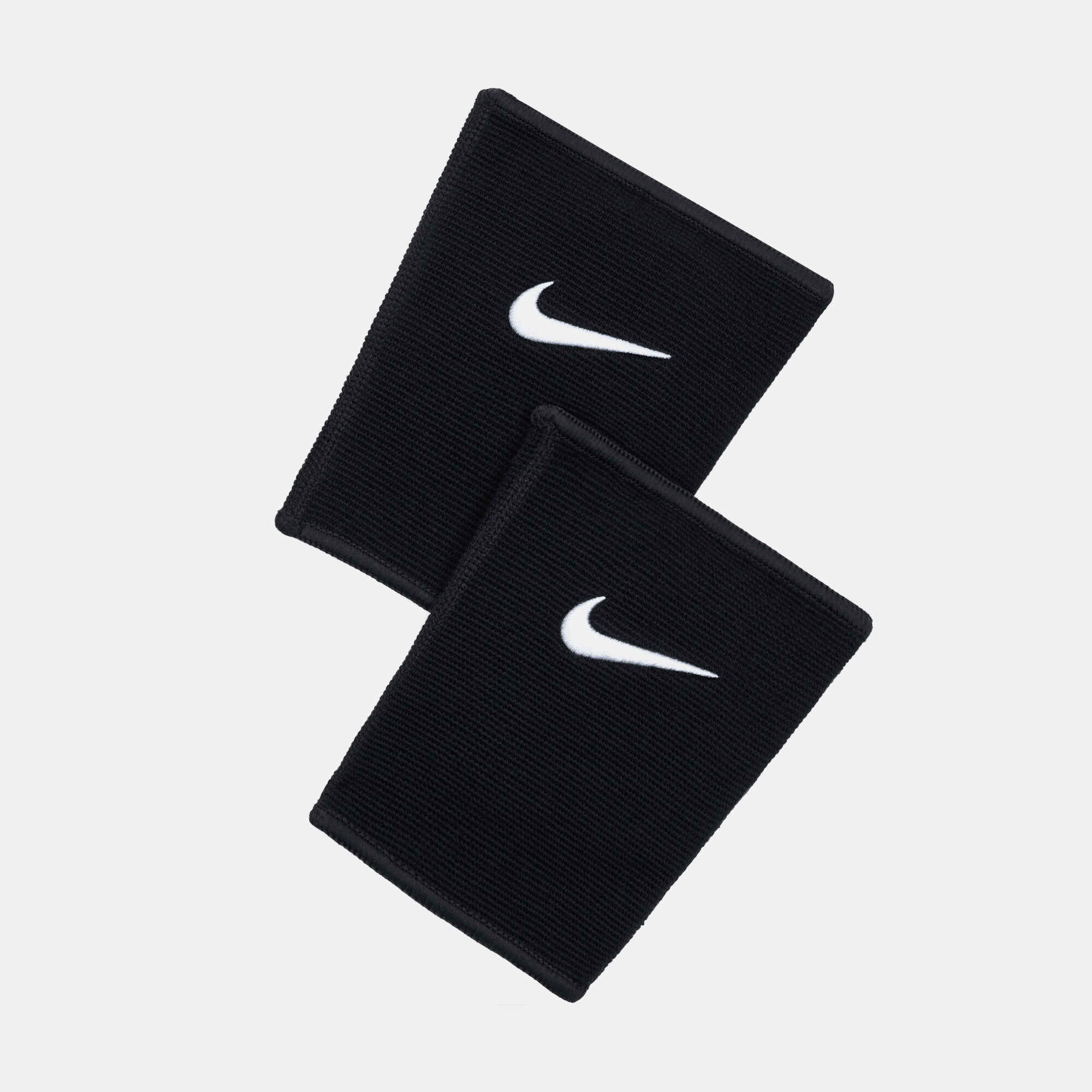 Nike Essential image number 0