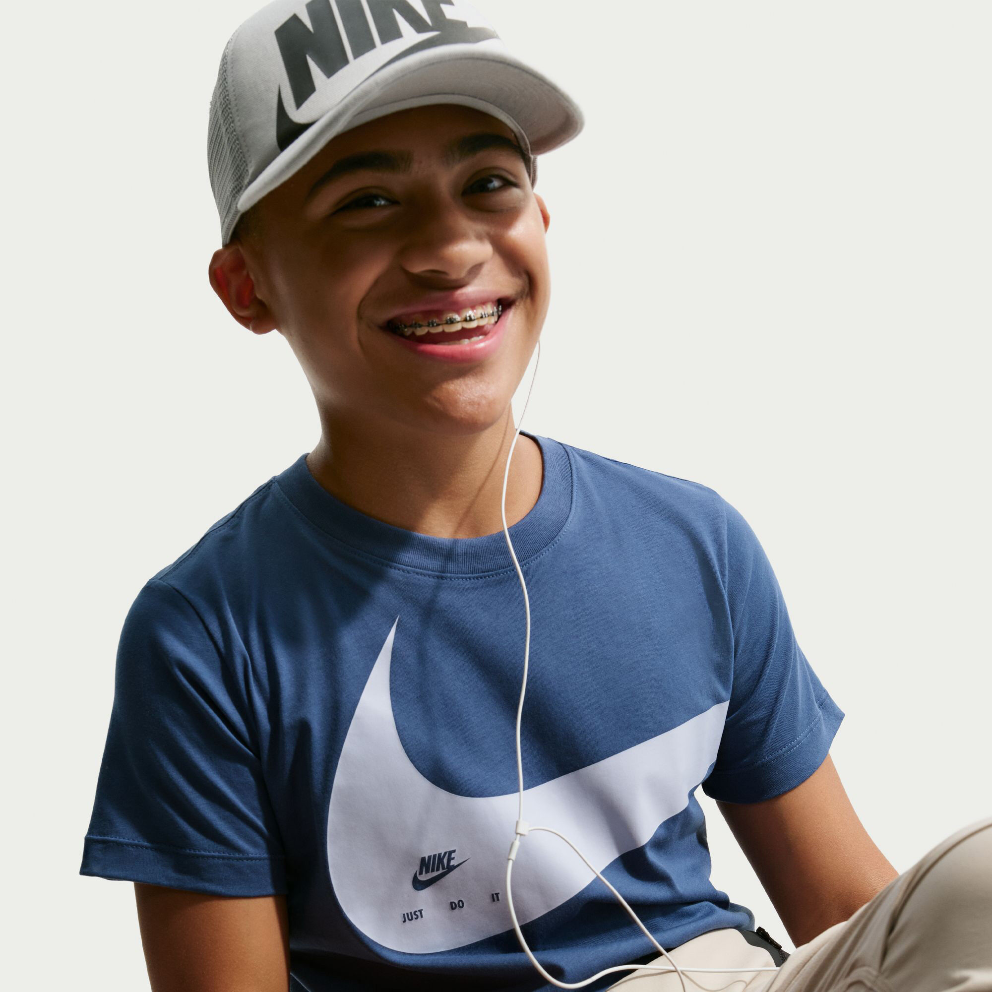 نايكي سبورتسوير كلوب image number 4