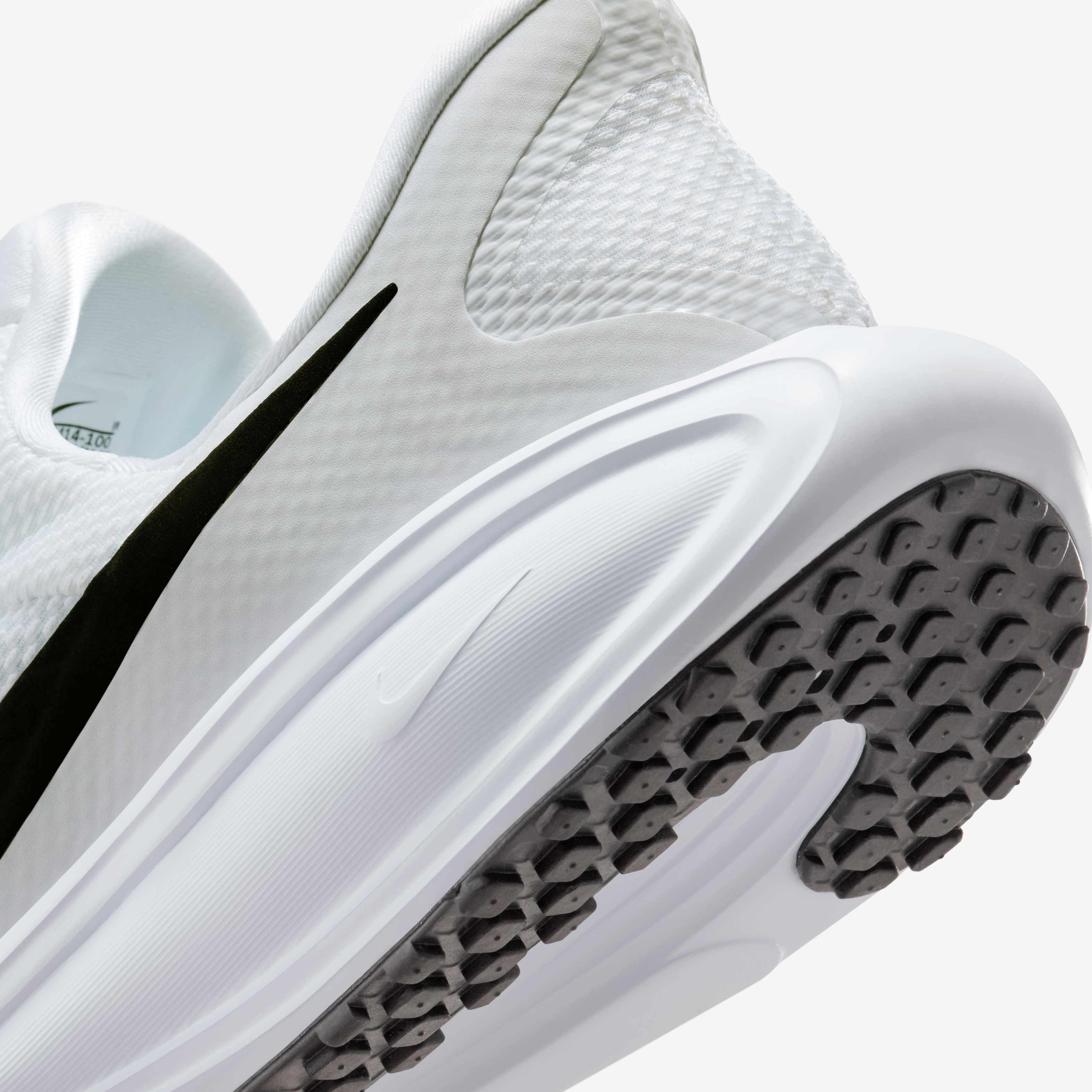 نايكي ريفلوشن 8 ايزي اون image number 7