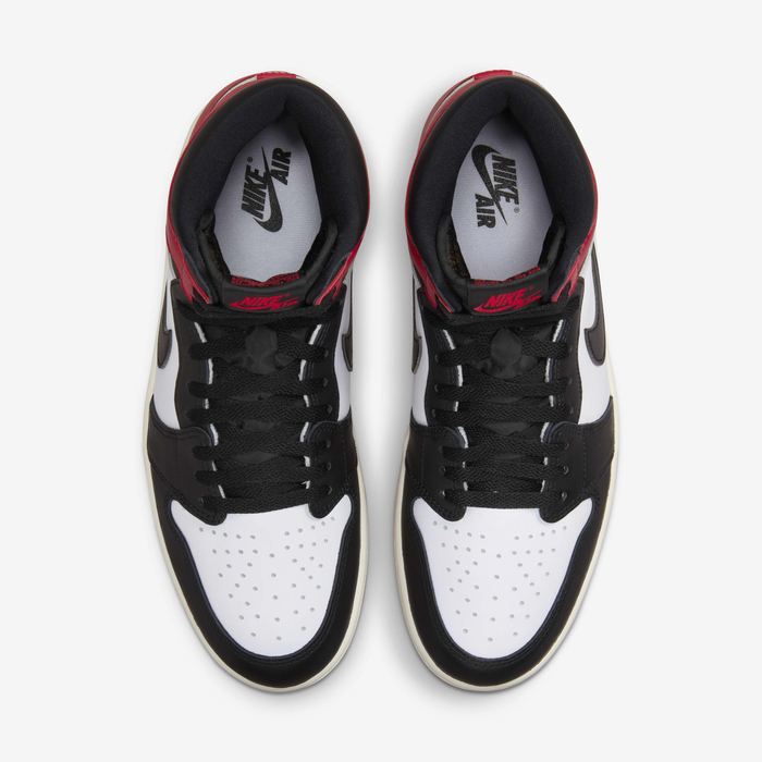 Air Jordan 1 Retro High OG image number 3 Air Jordan 1 Retro High OG image number 3
