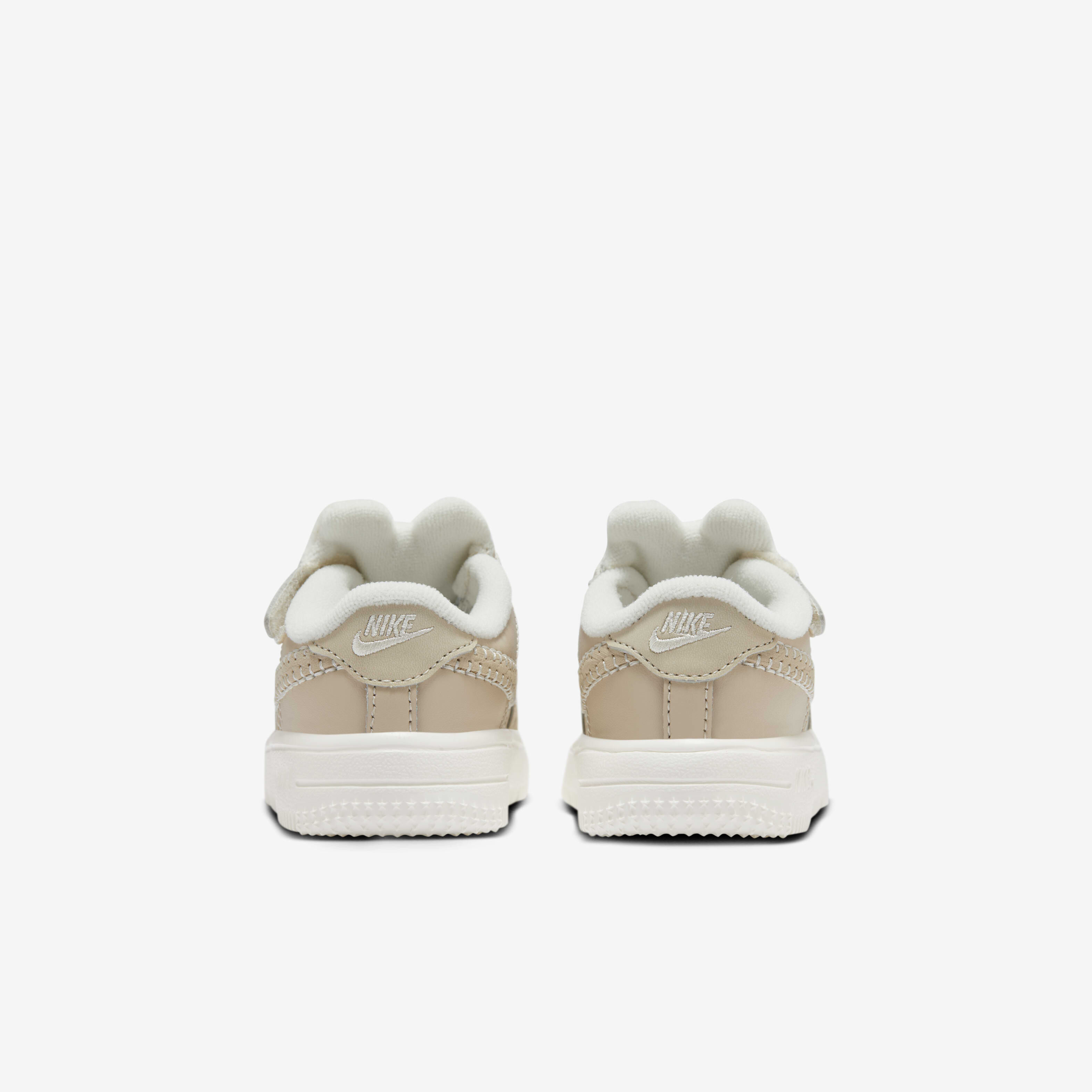 Nike pale pink air force 1 ss trainers youth store