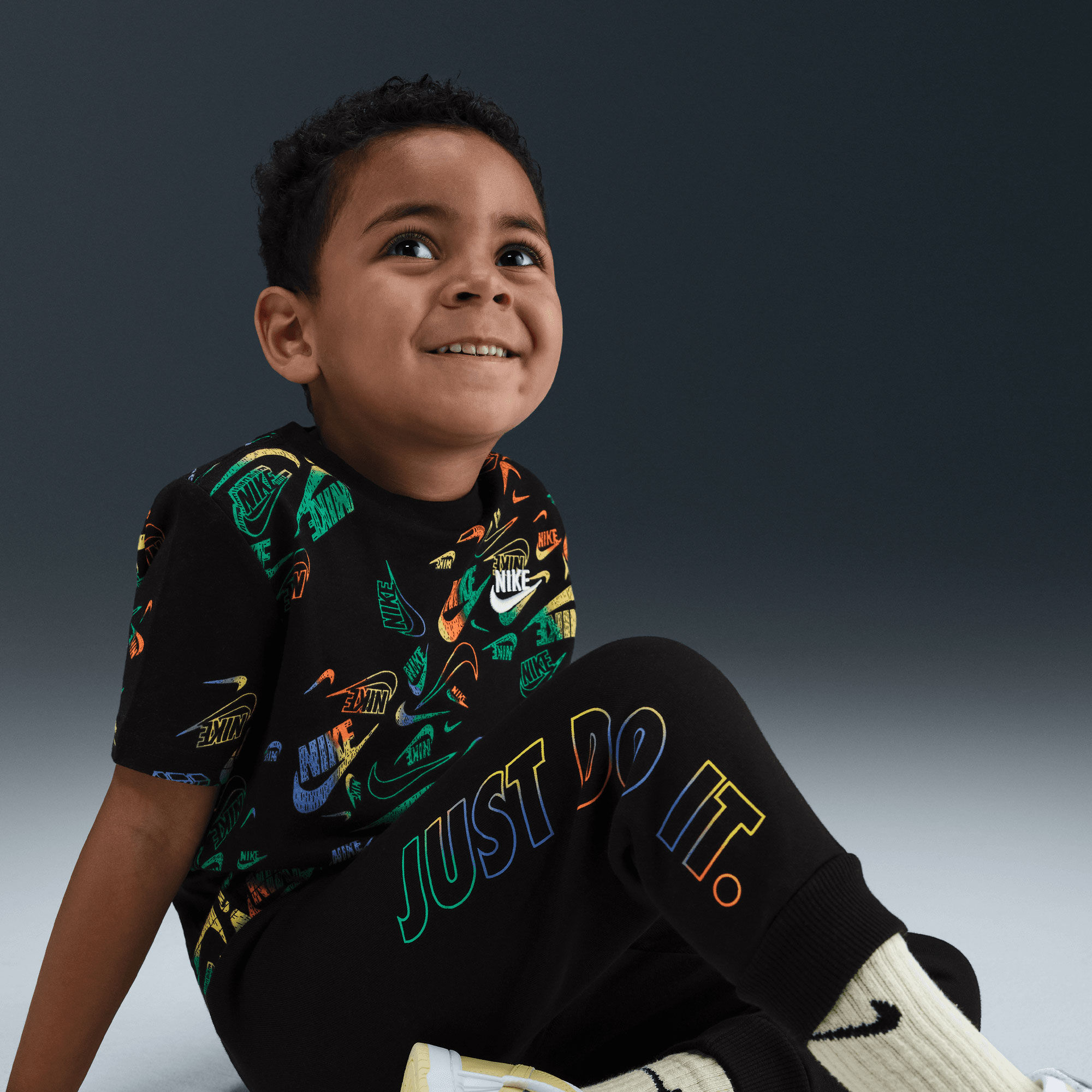 Nike Sportswear image number 4