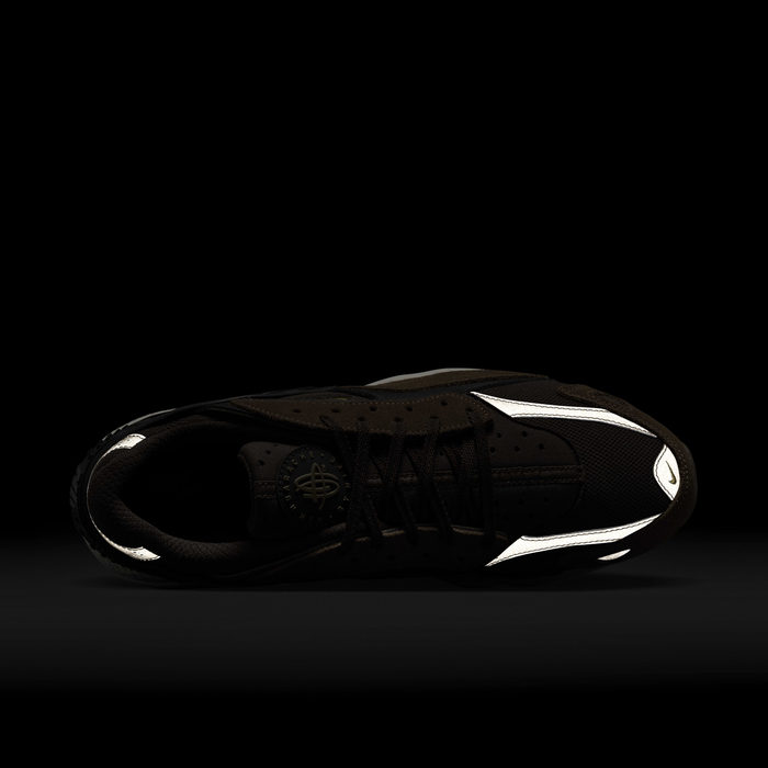 Nike Air Huarache Runner image number 8 Nike Air Huarache Runner image number 8