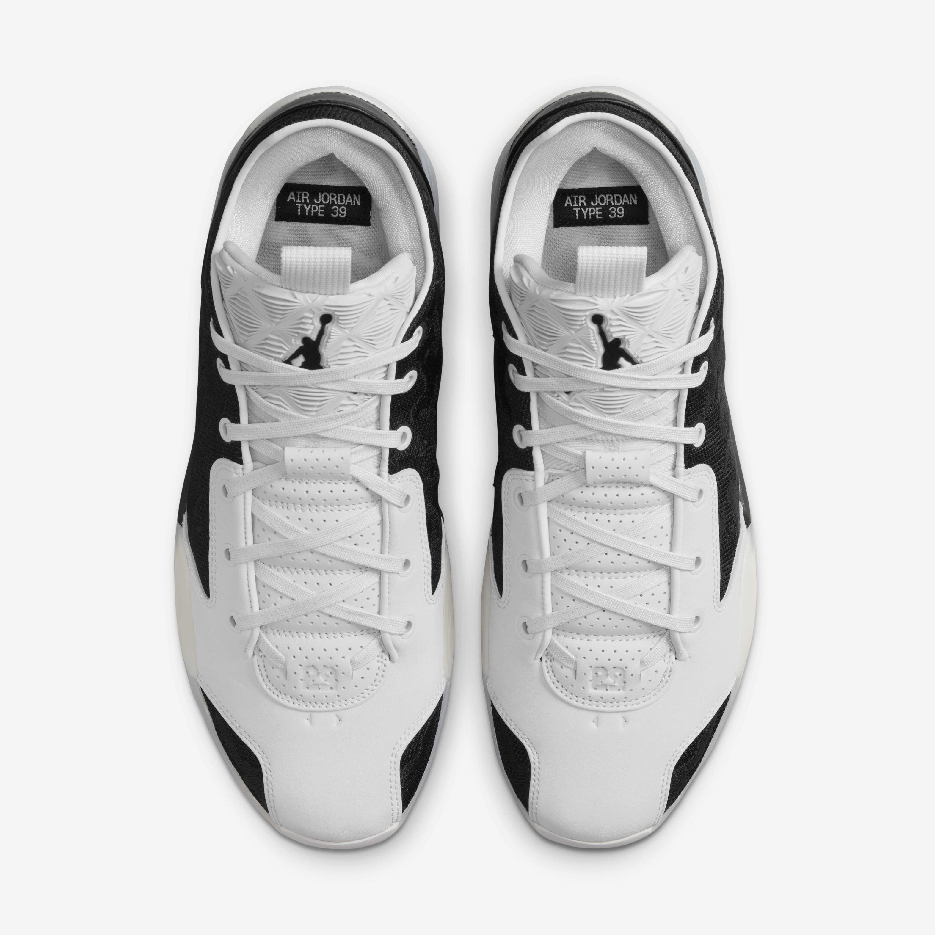 Air Jordan XXXIX 'University' image number 3