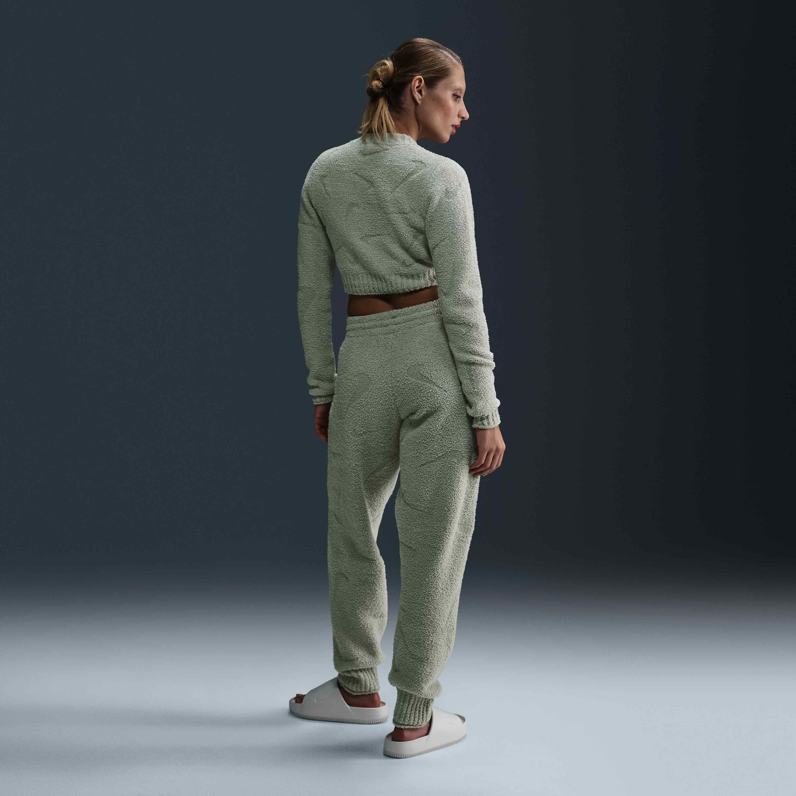 Nike Sportswear Phoenix Cosy Boucl&eacute; image number 4