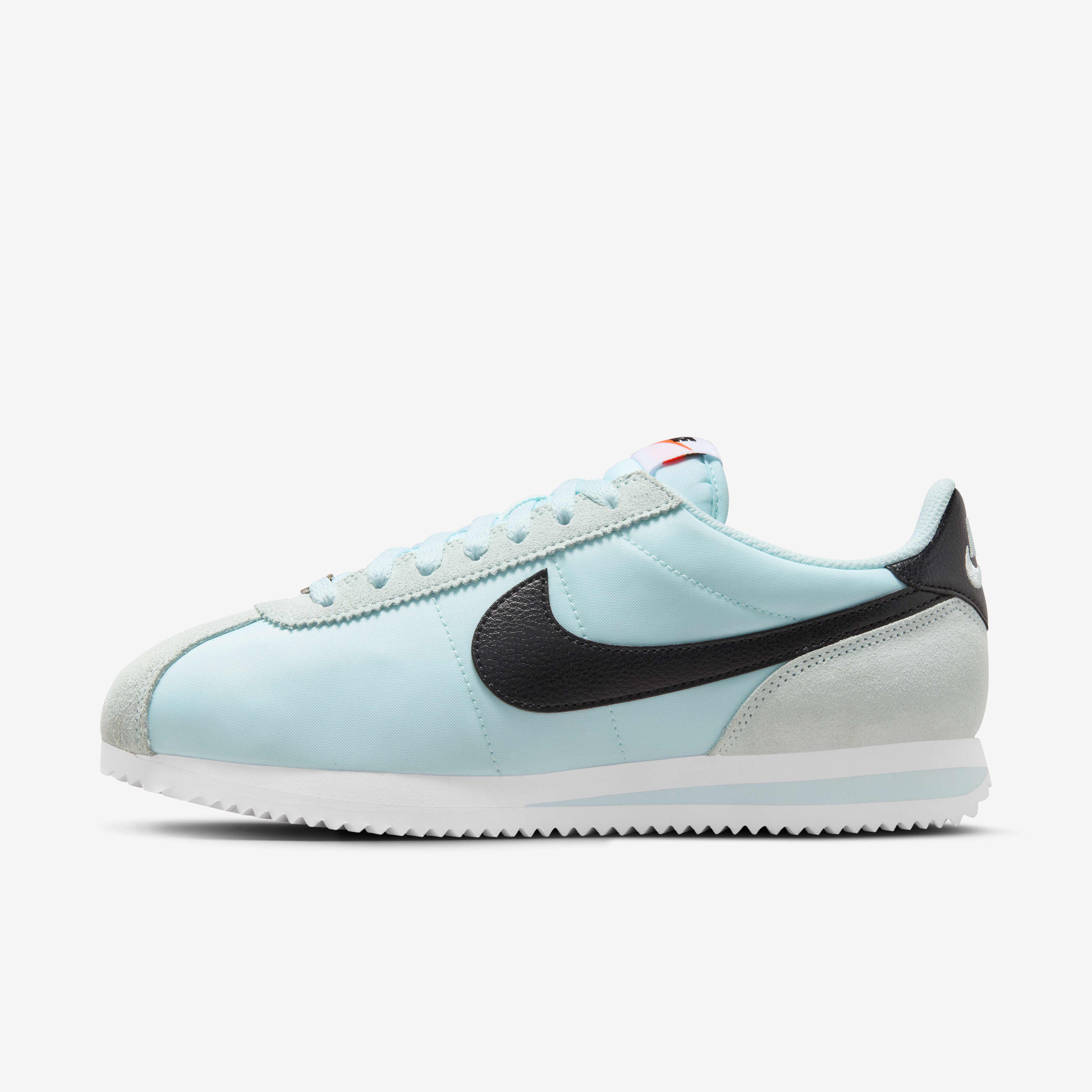 Nike cortez plus store