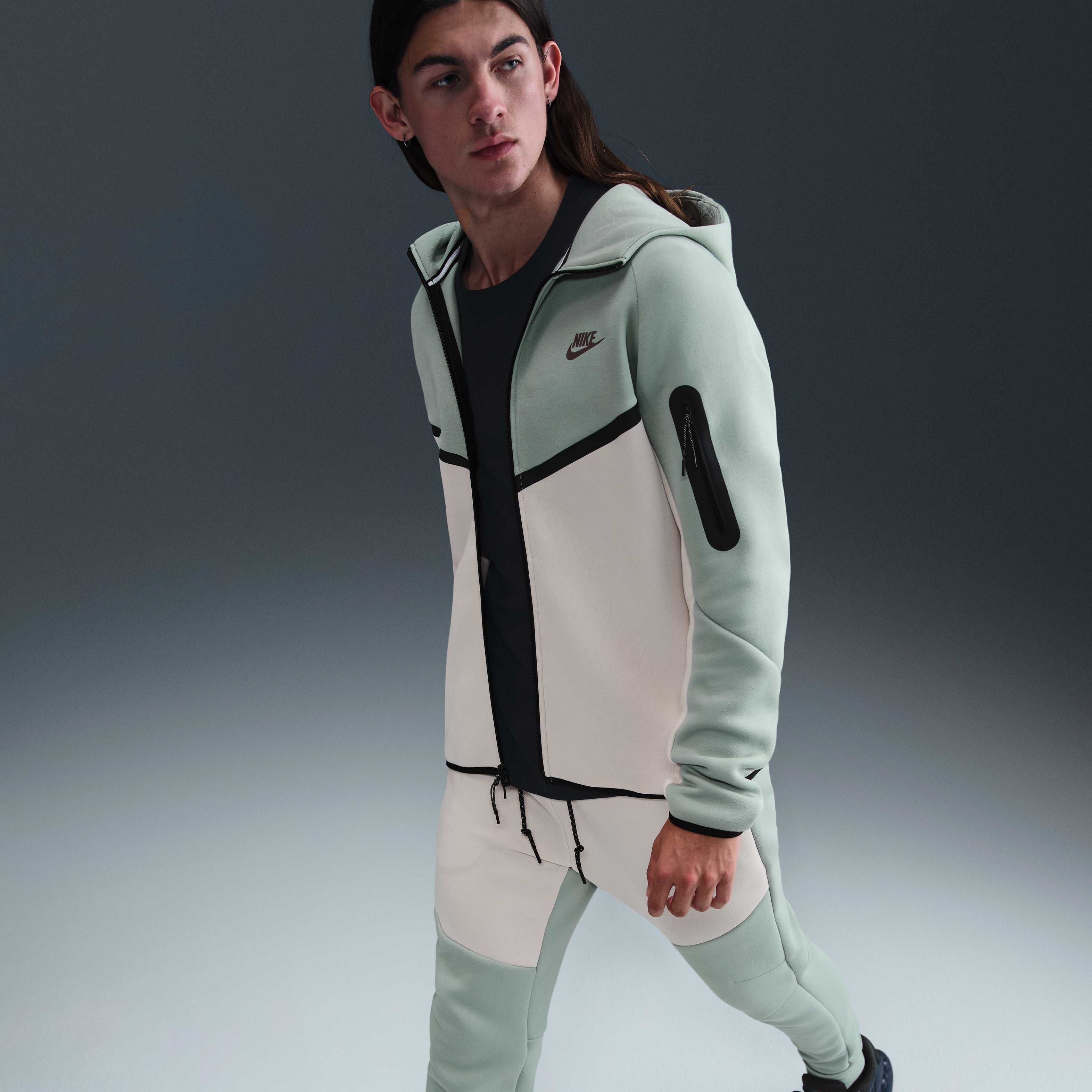 نايكي تك image number 2