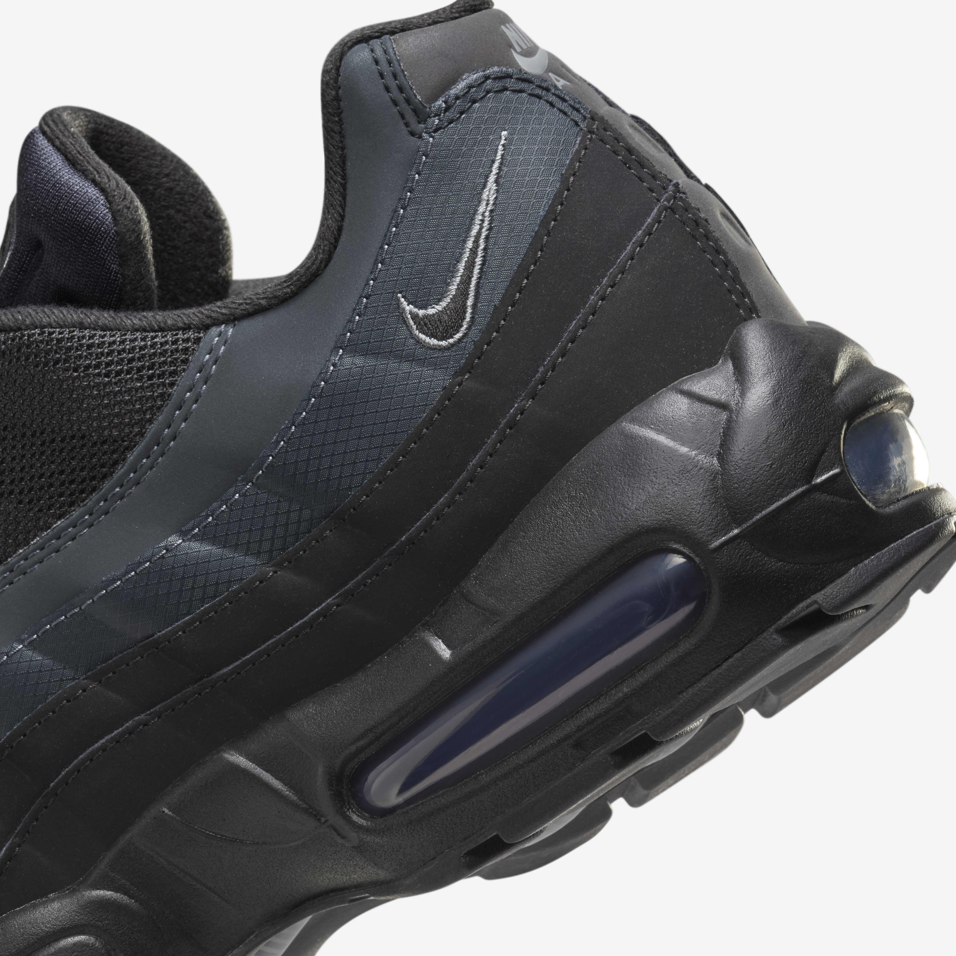 Nike Air Max 95 image number 7