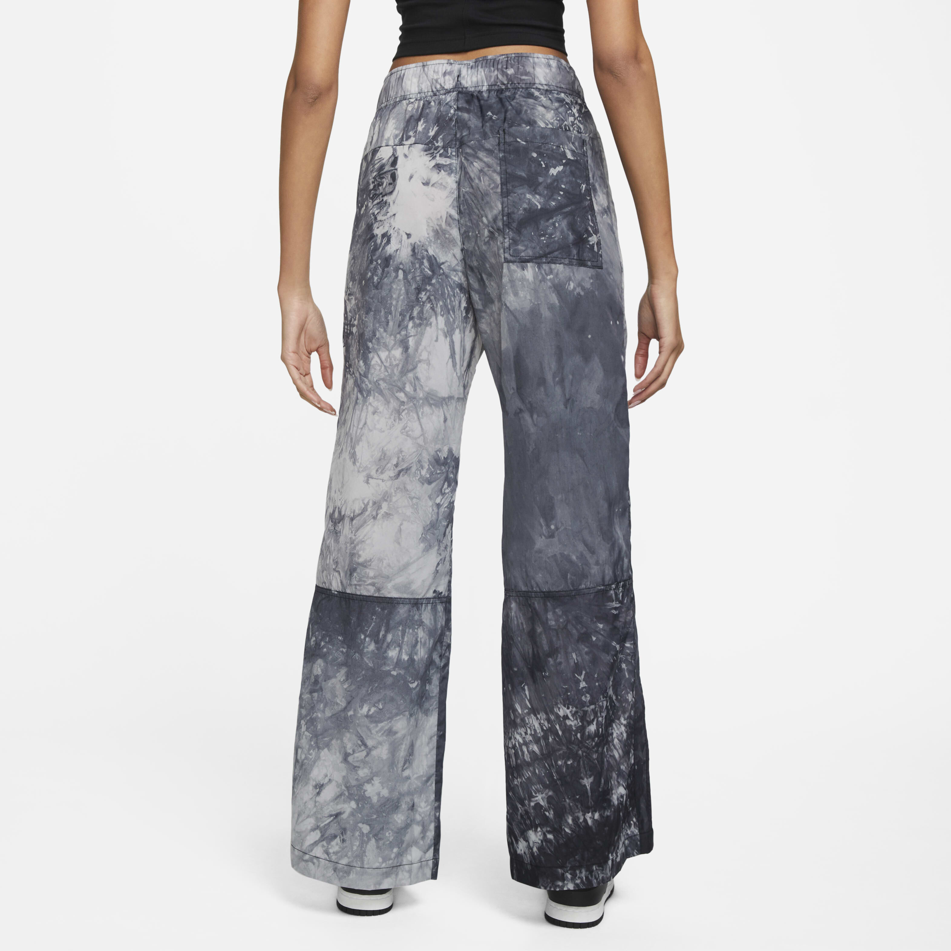 Nike Sportswear image number 1