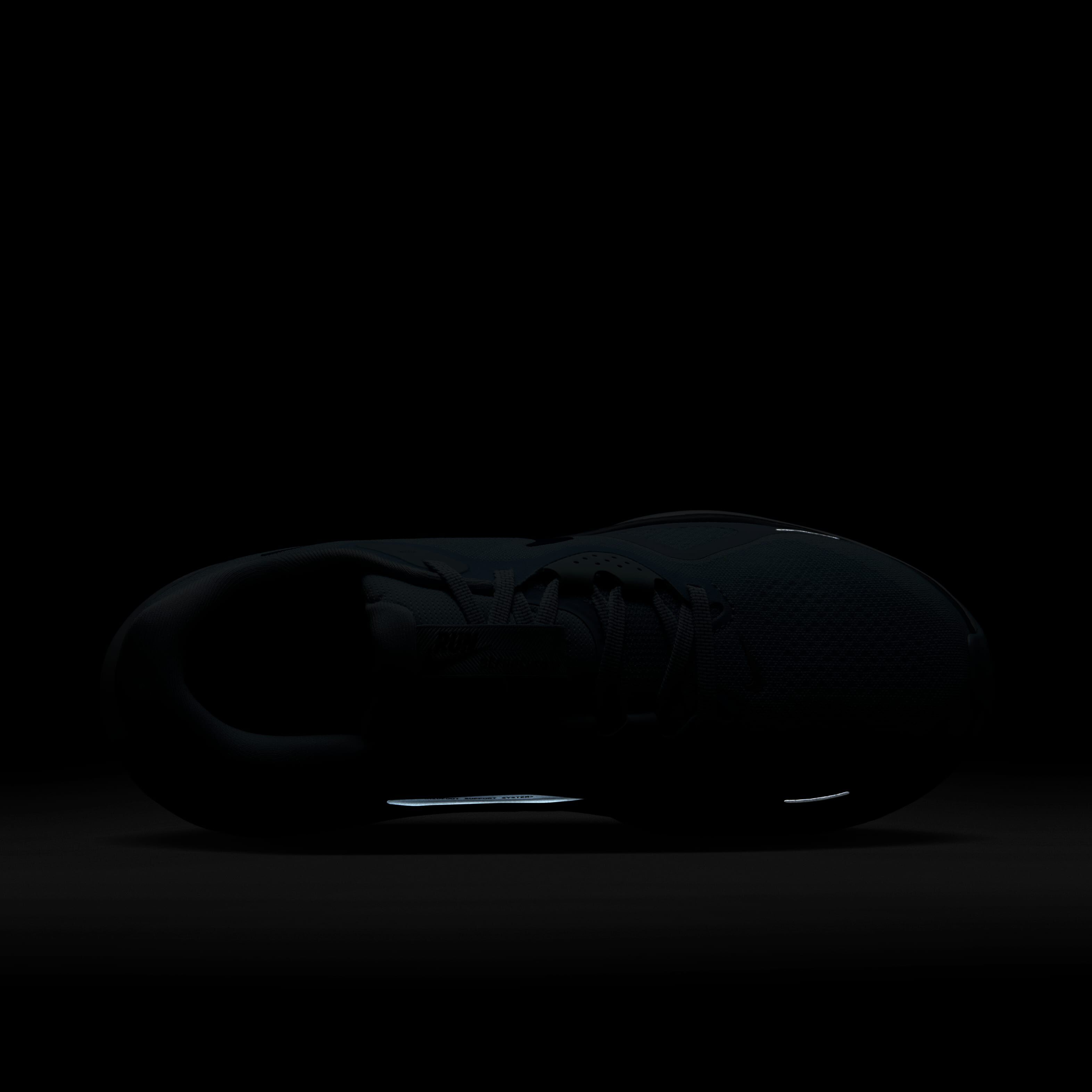 Nike Structure 26 image number 8