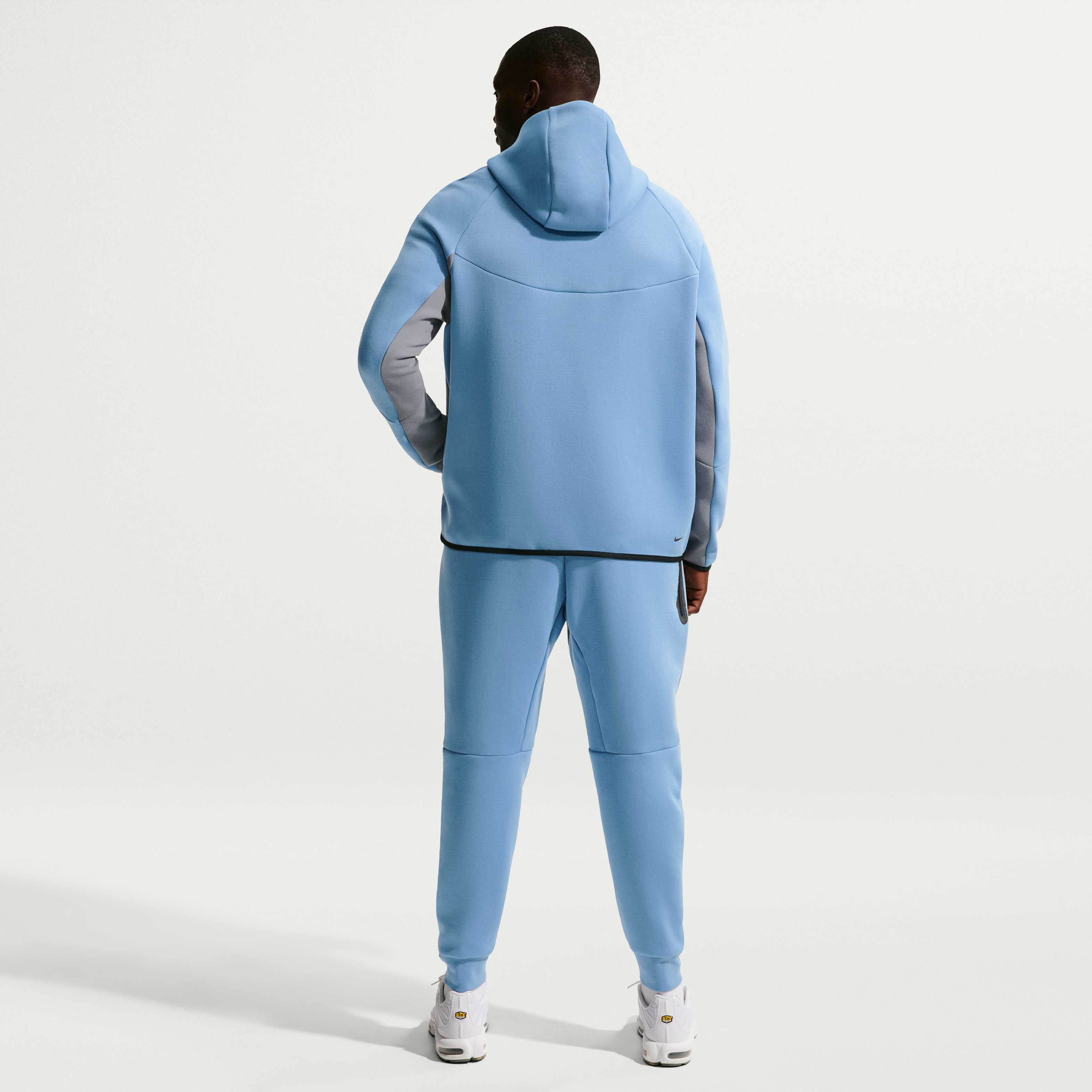 Nike Tech image number 9