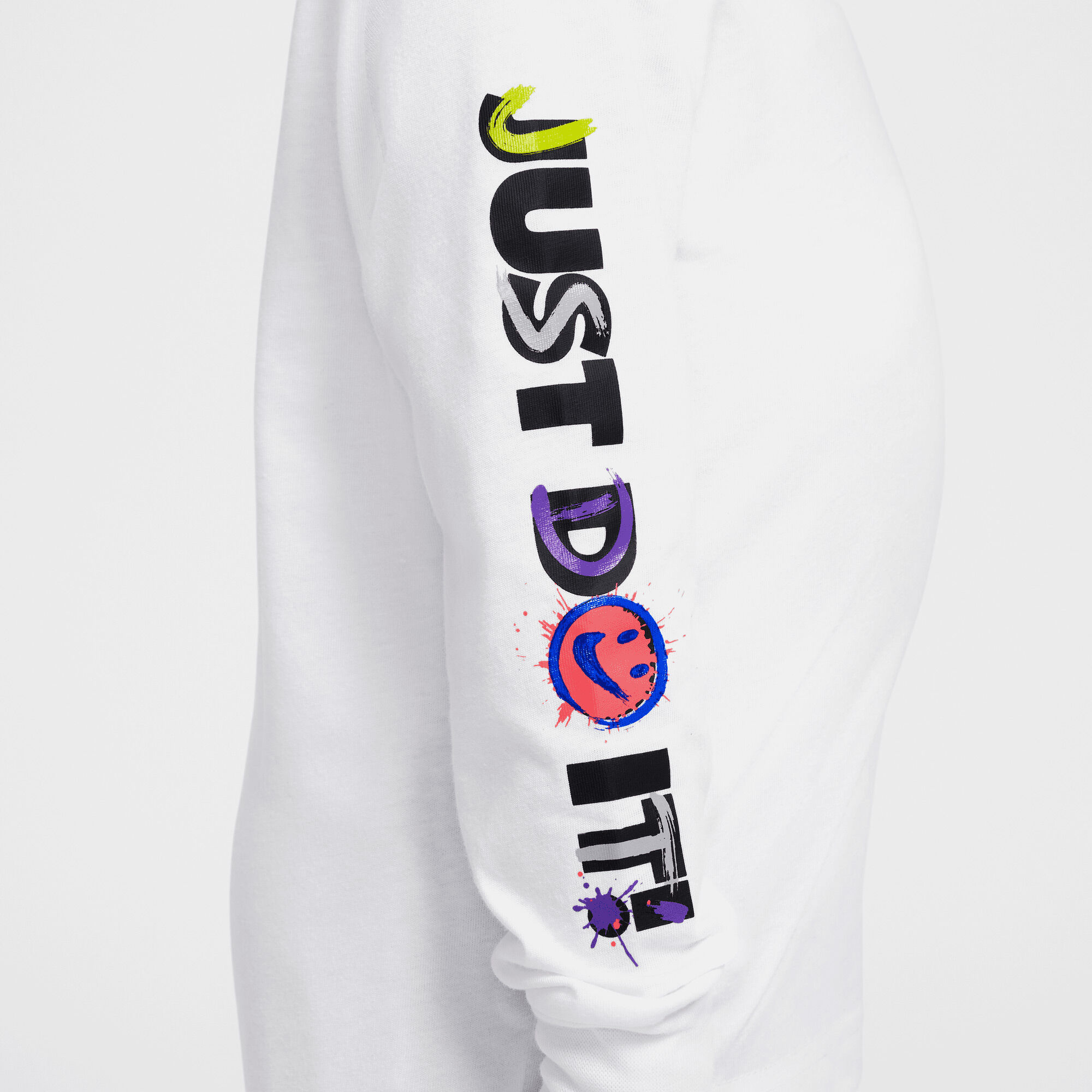 Nike "Express Yourself" image number 3