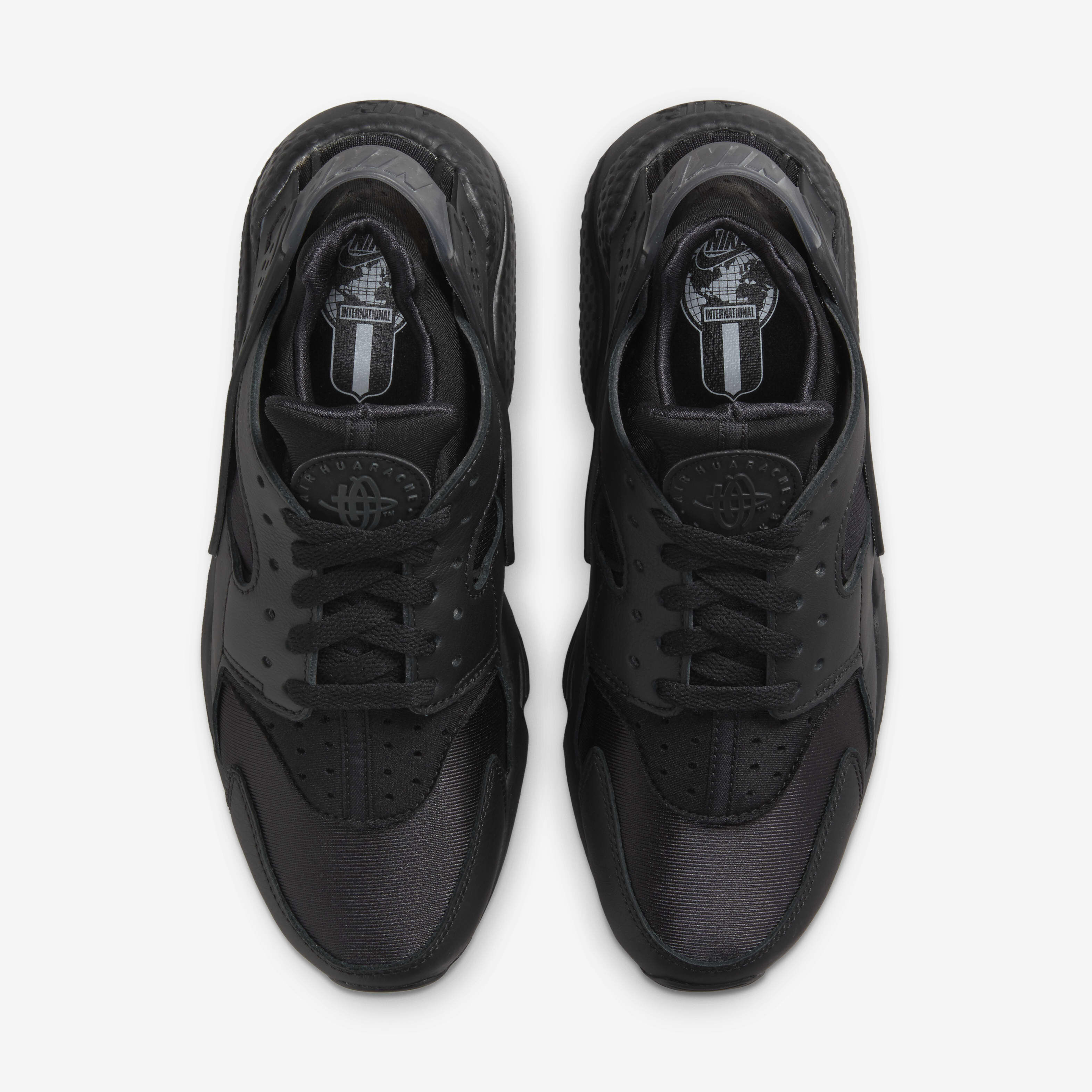 Nike Air Huarache image number 4