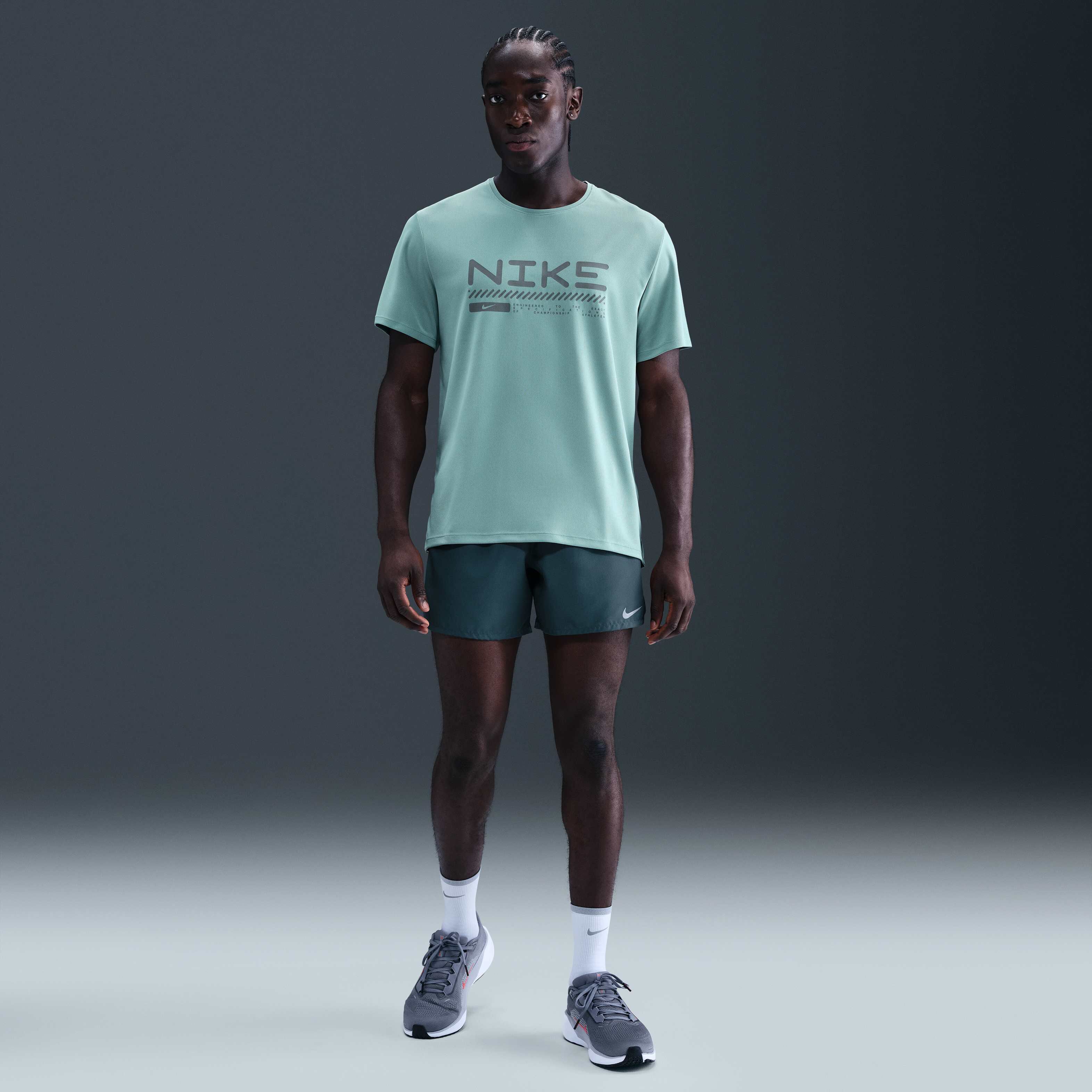 Nike Miler image number 3