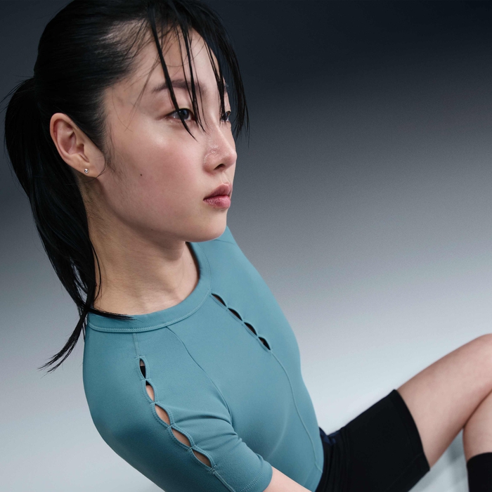 نايكي ون فيتد image number 2 نايكي ون فيتد image number 2