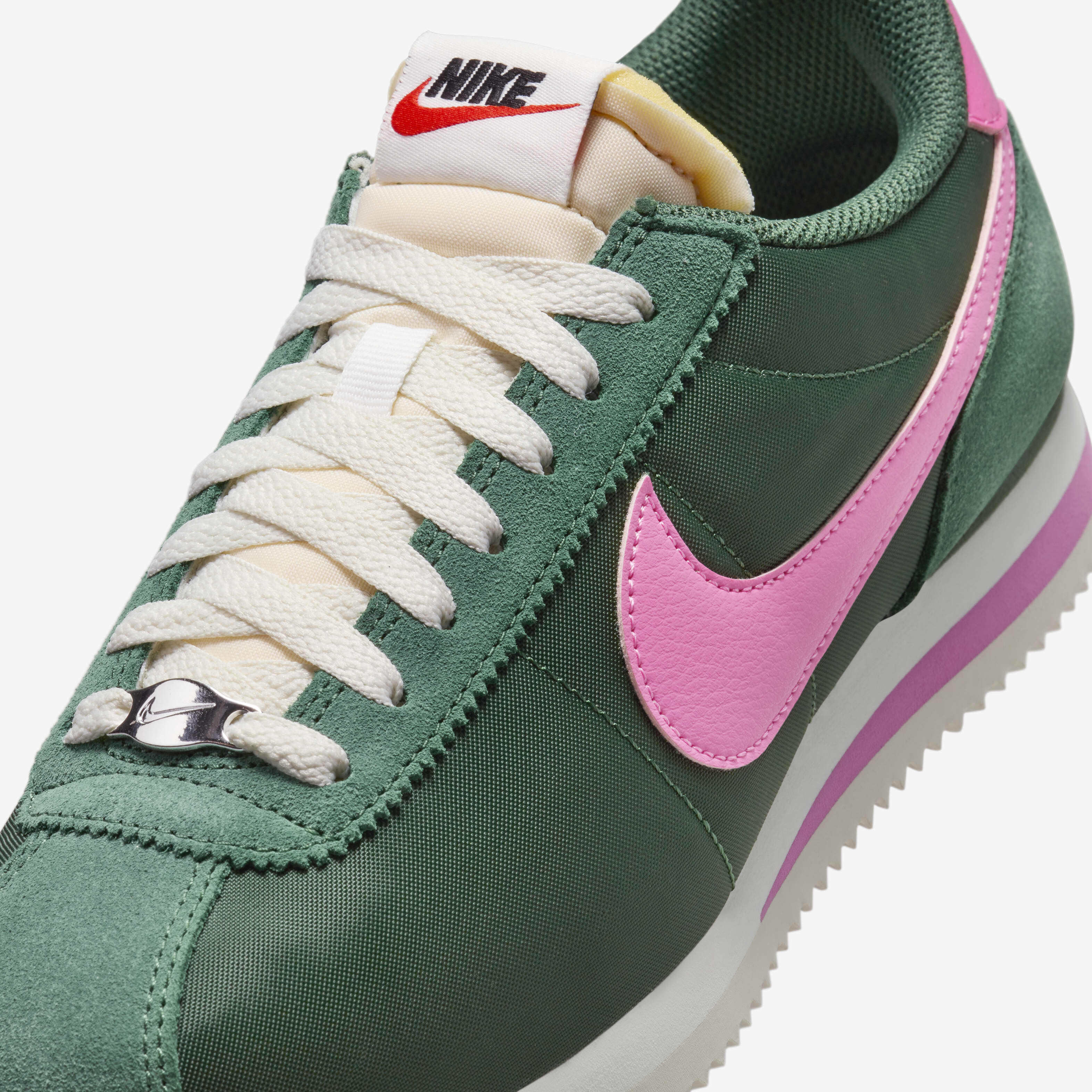 Nike cortez kw clearance